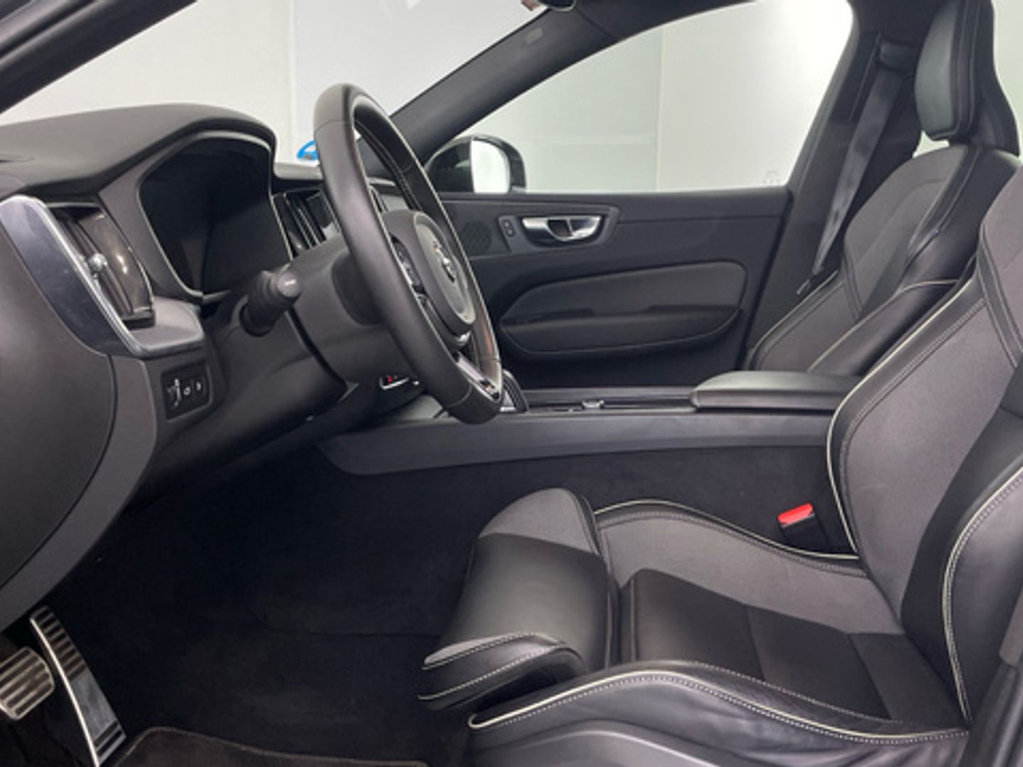 Volvo XC60 T8 R-Design AWD Auto 287 kW (390 CV)