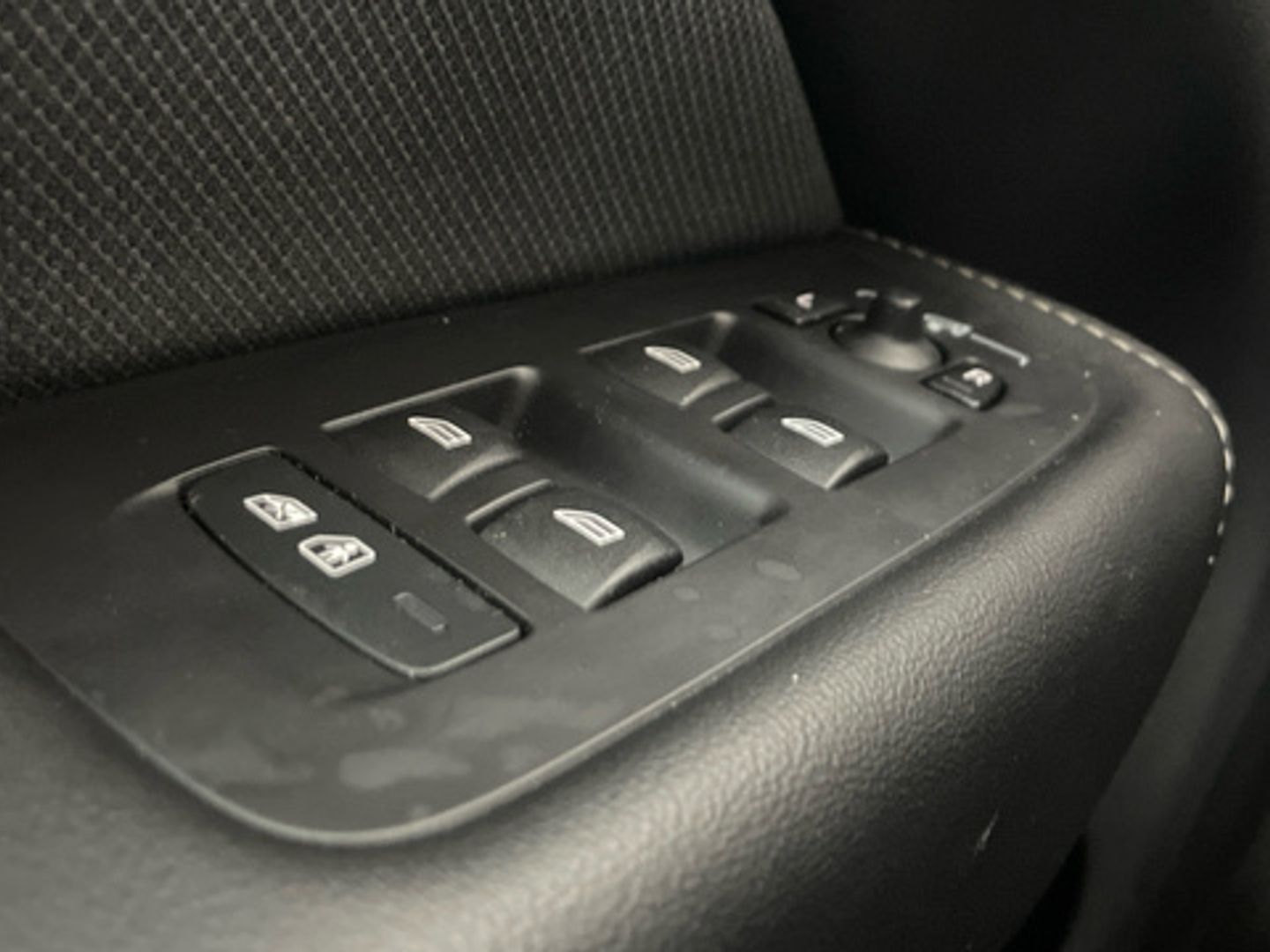 Volvo XC60 T8 R-Design AWD Auto 287 kW (390 CV)
