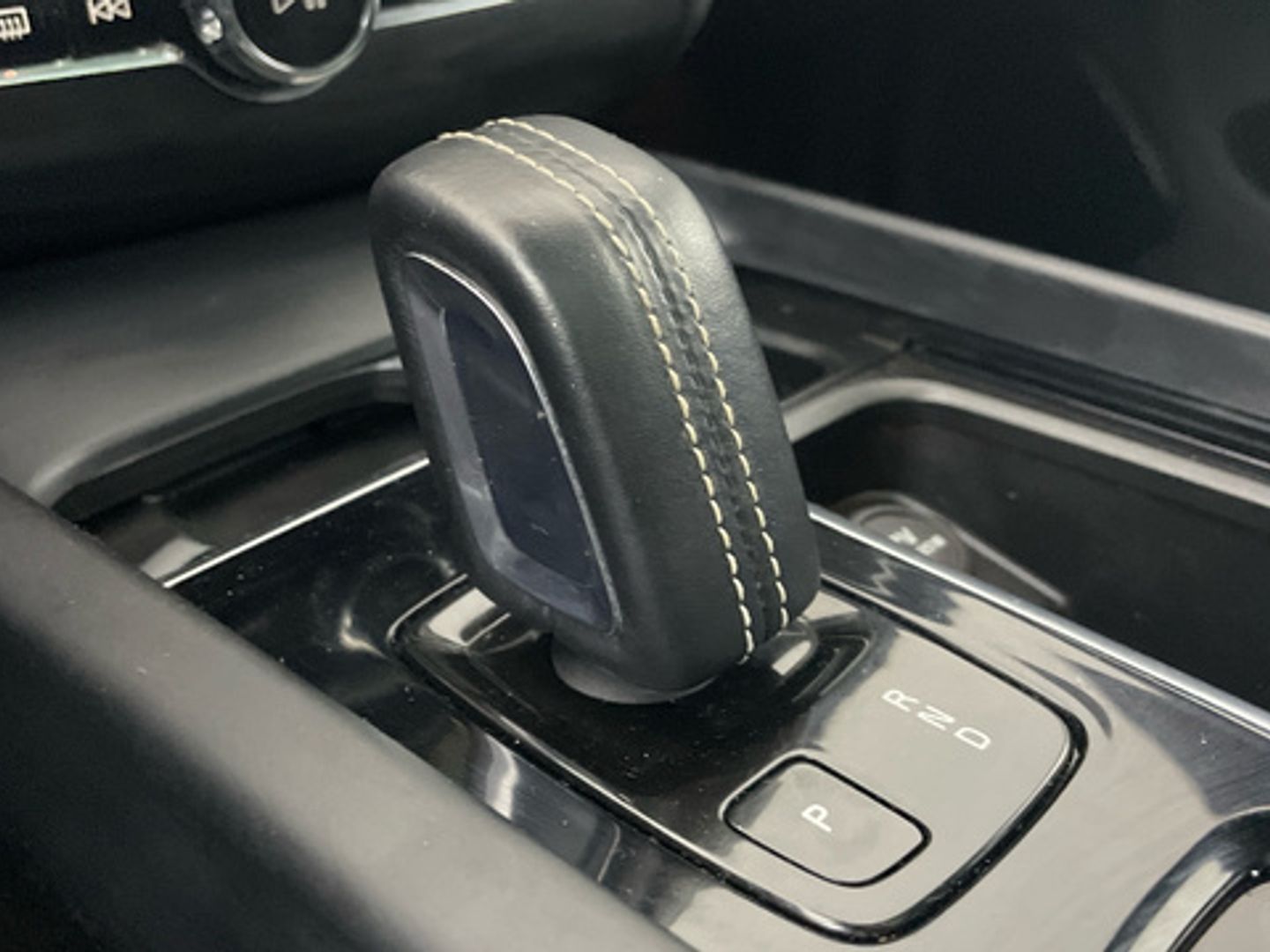 Volvo XC60 T8 R-Design AWD Auto 287 kW (390 CV)