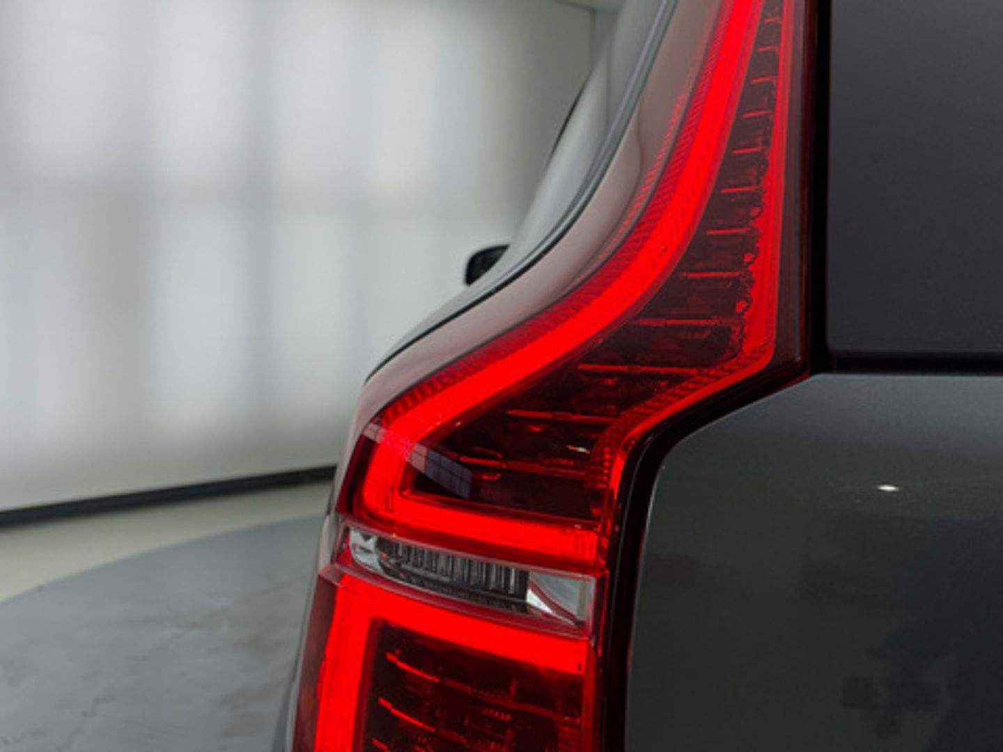 Volvo XC60 T8 R-Design AWD Auto 287 kW (390 CV)