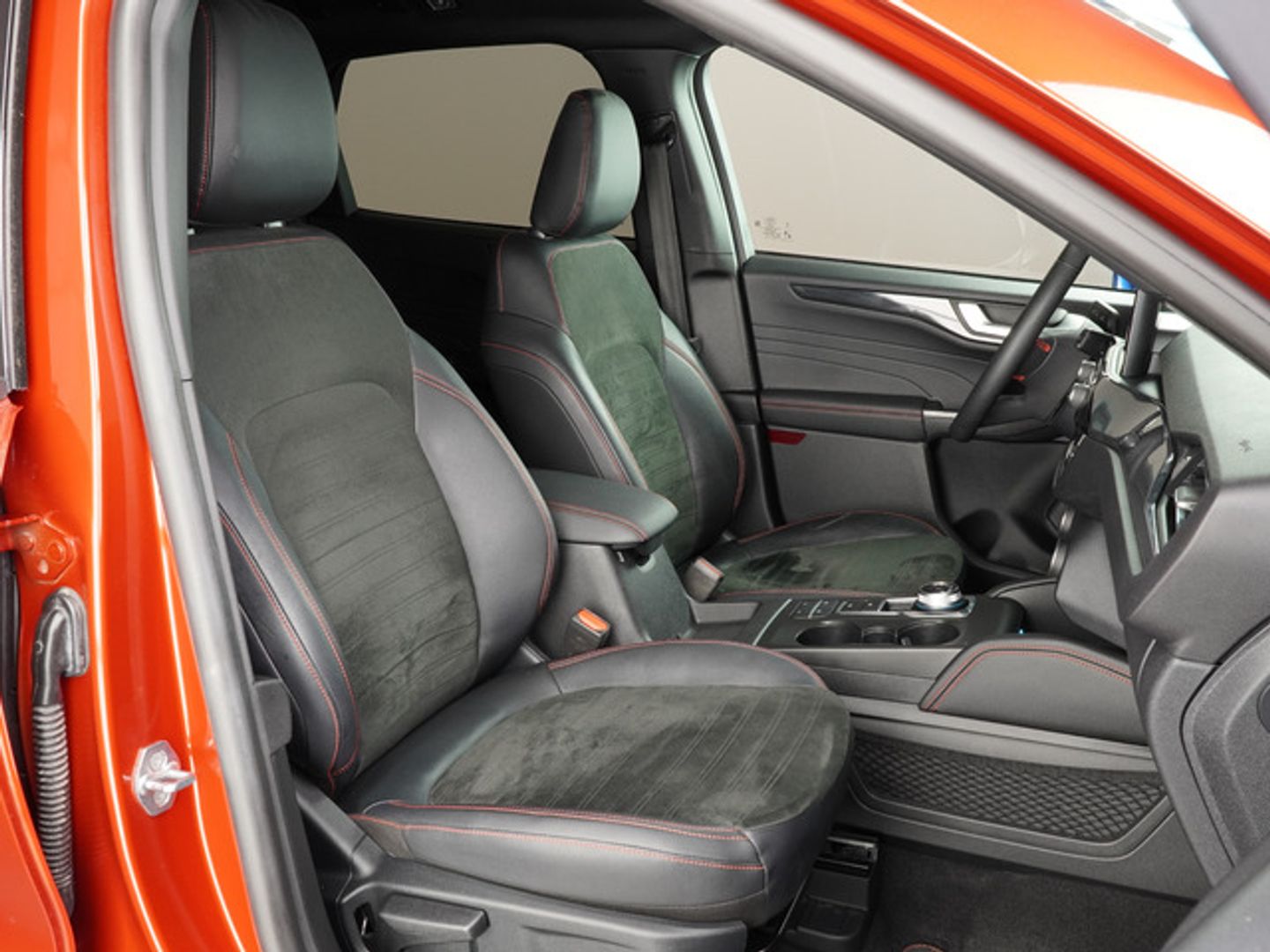 Ford Kuga 2.5 Duratec FHEV ST-Line X 4x2 Auto 140 kW (190 CV)