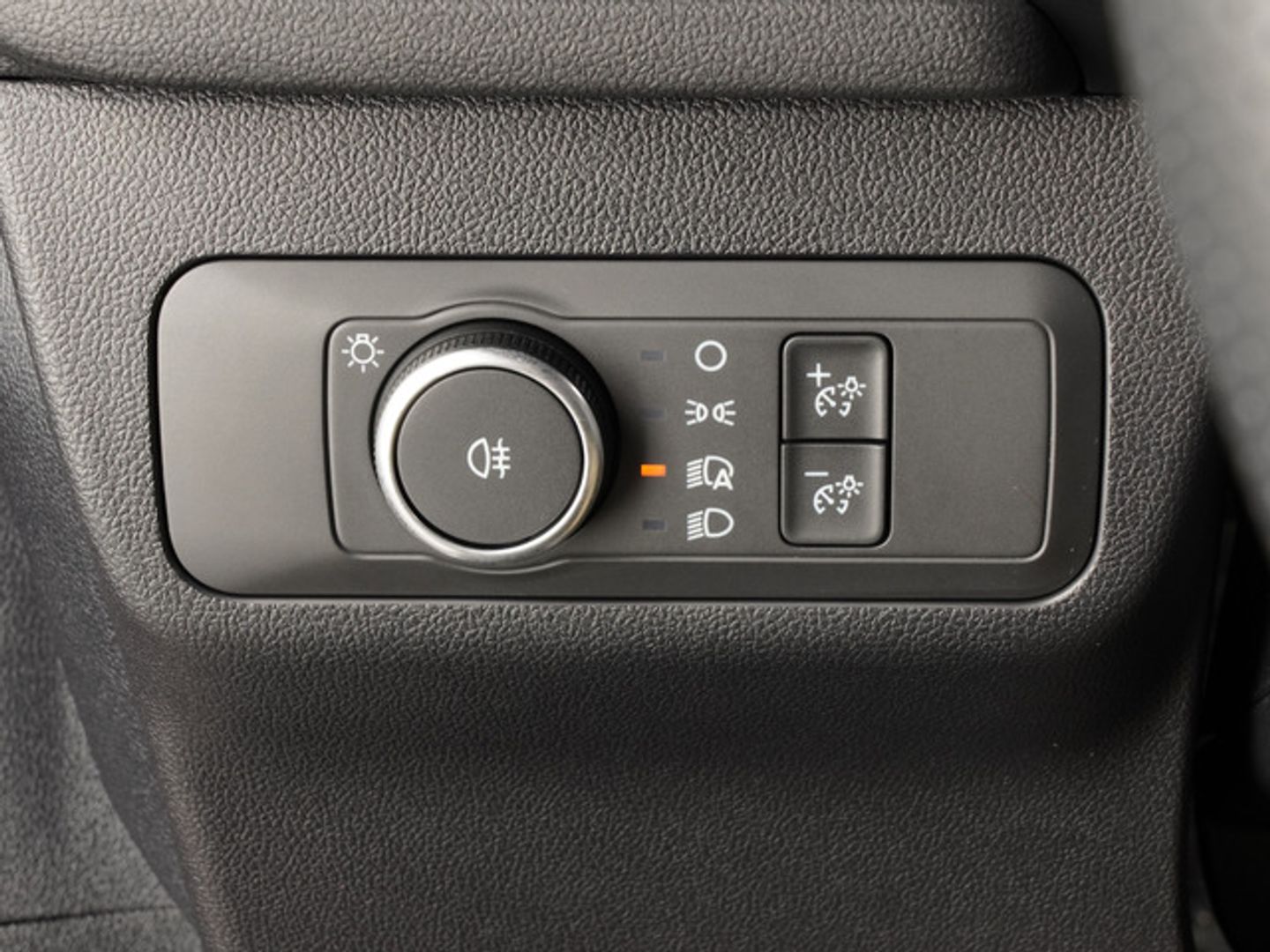 Ford Kuga 2.5 Duratec FHEV ST-Line X 4x2 Auto 132 kW (180 CV)