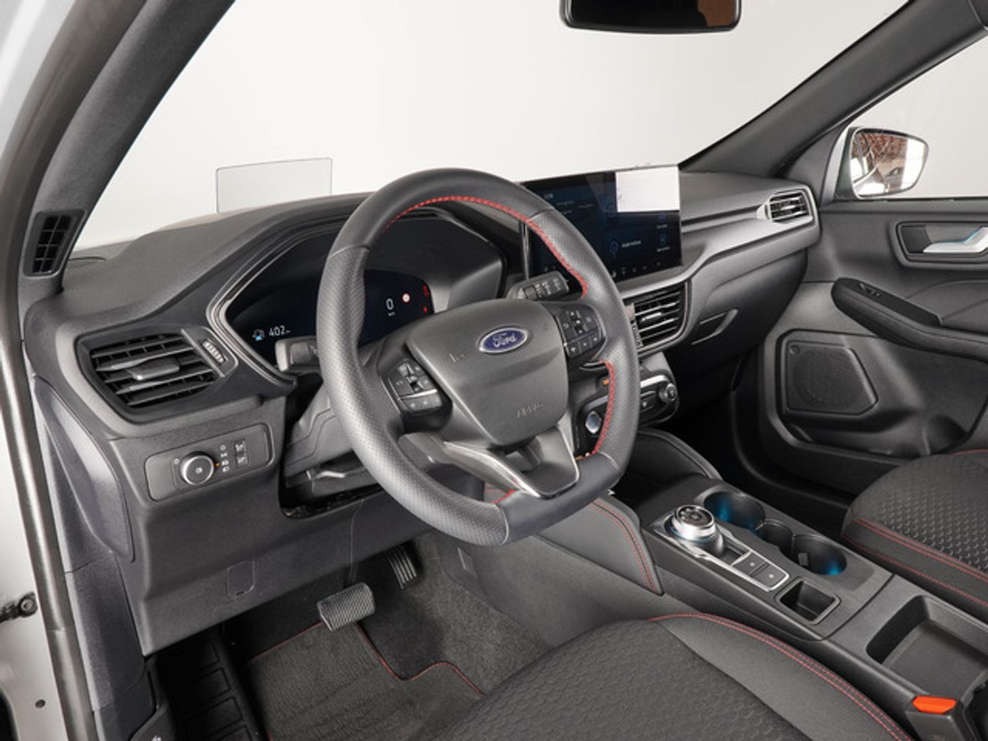 Ford Kuga 2.5 Duratec FHEV ST-Line X 4x2 Auto 132 kW (180 CV)
