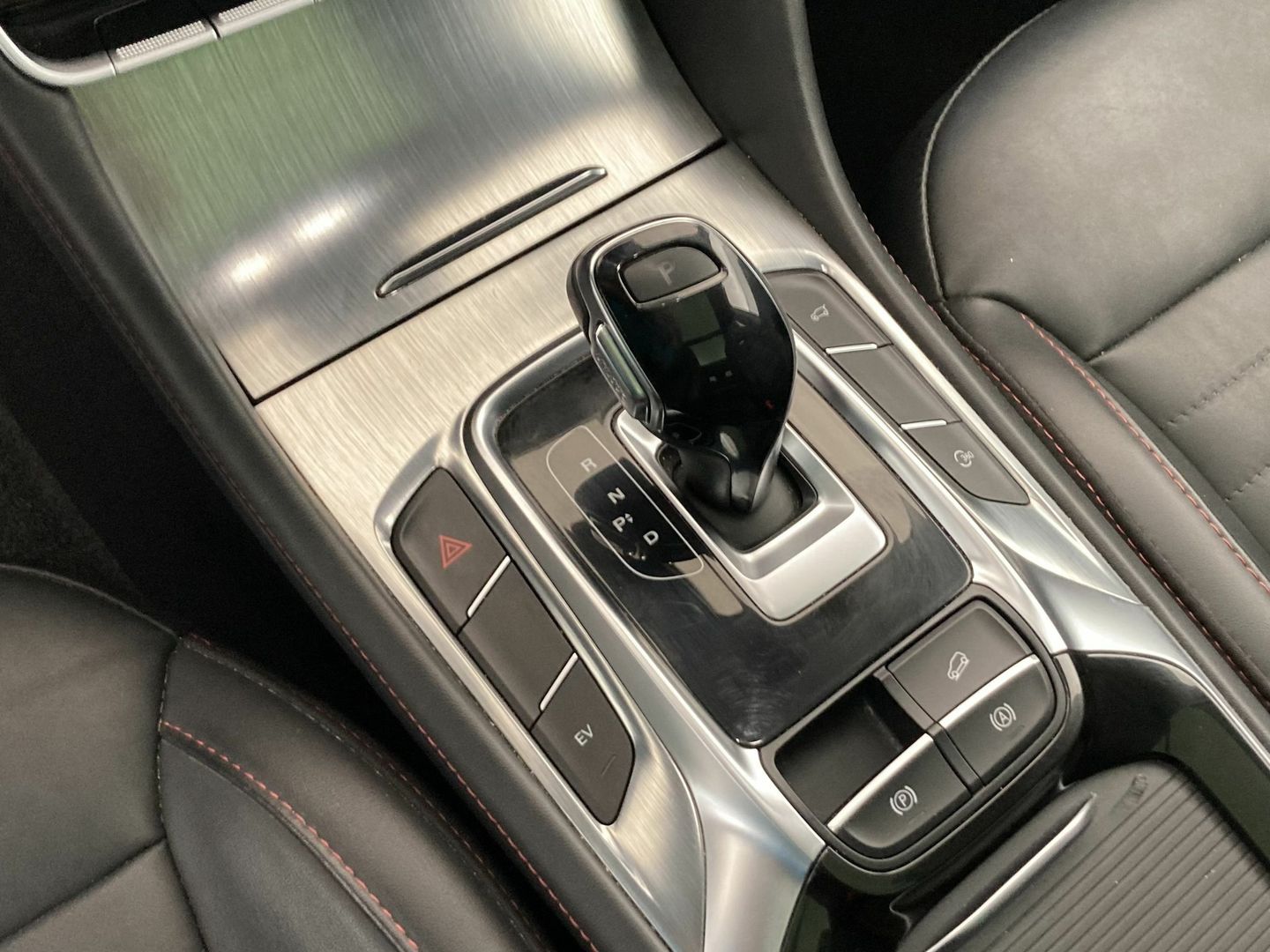 MG eHS 1.5 T-GDI PHEV Luxury 190 kW (258 CV)