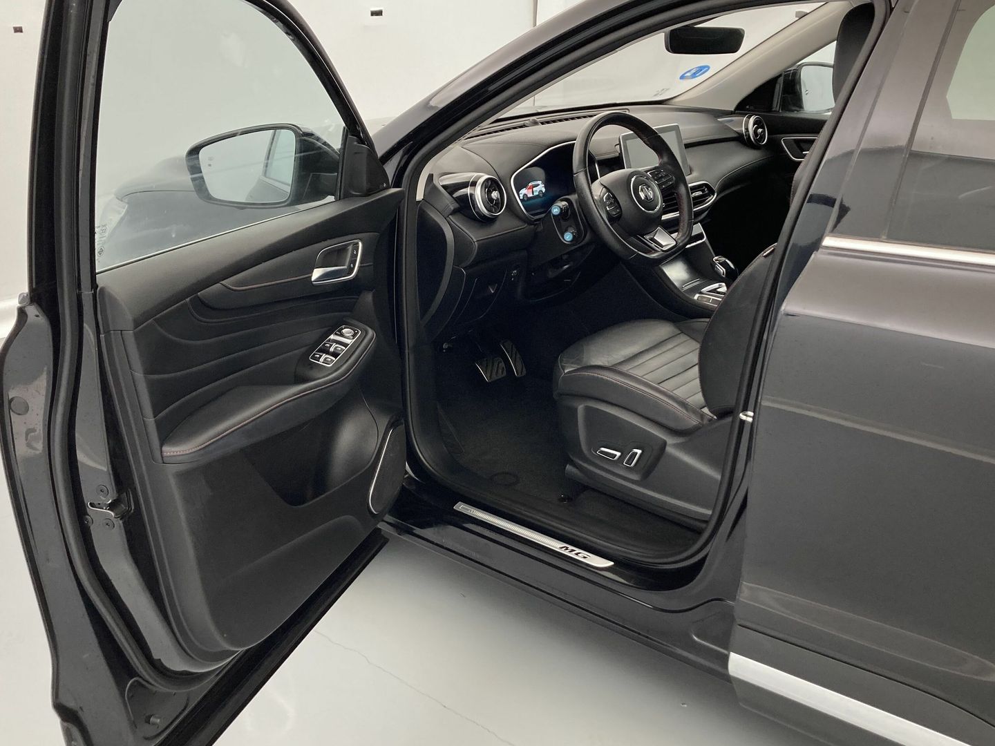 MG eHS 1.5 T-GDI PHEV Luxury 190 kW (258 CV)