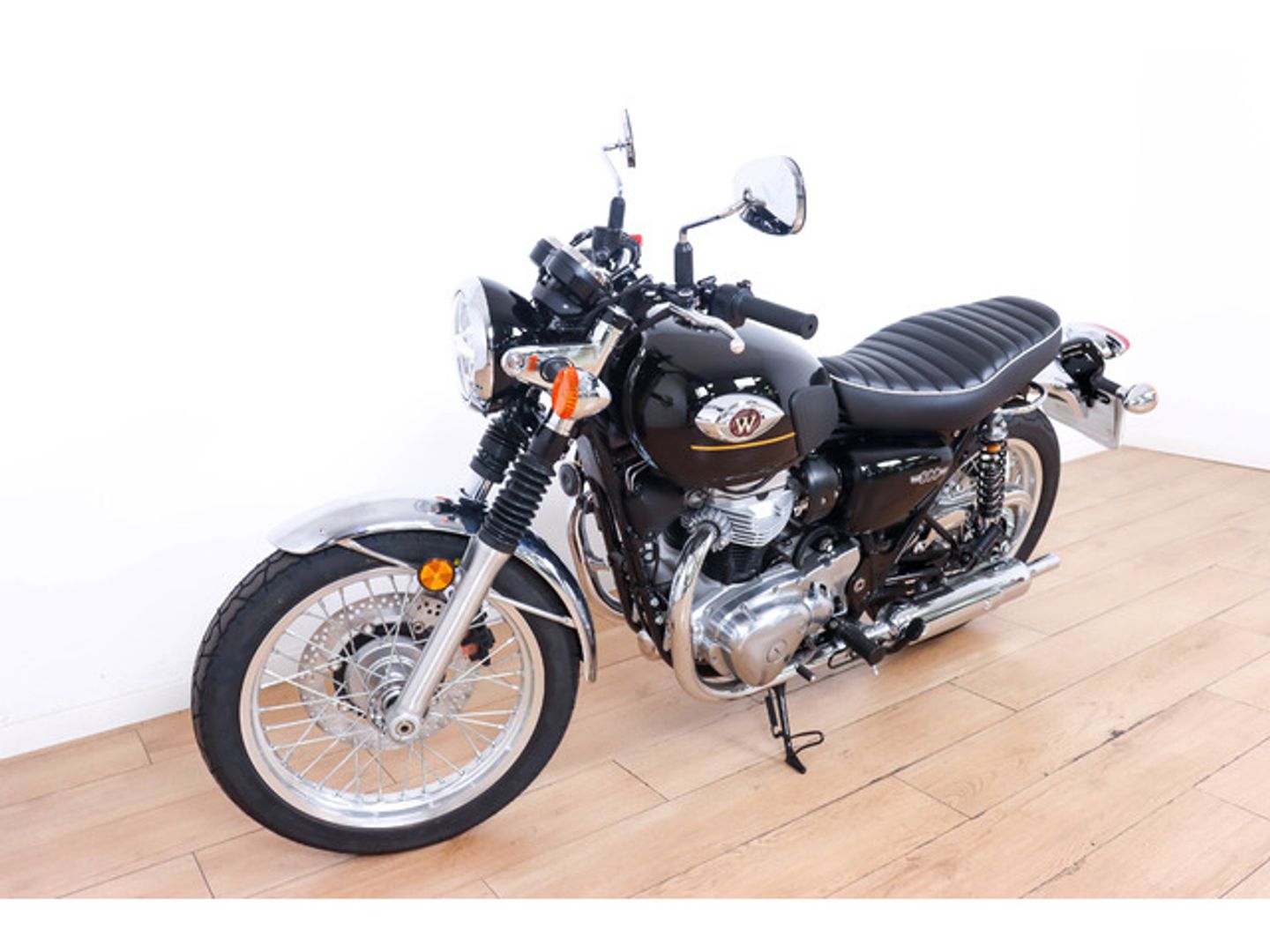 Kawasaki W800