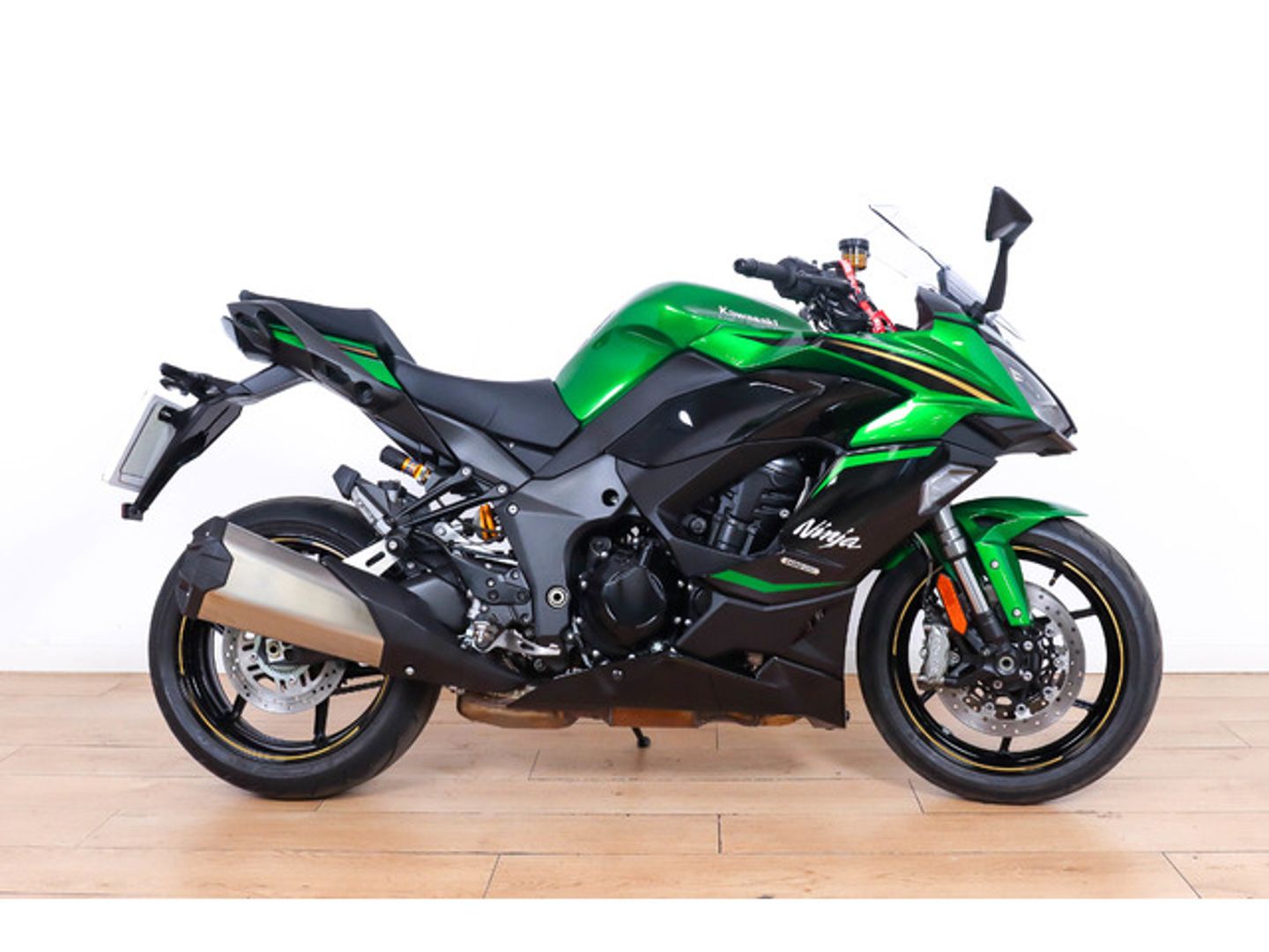 Kawasaki Ninja 1100SX Verde Motorcycle