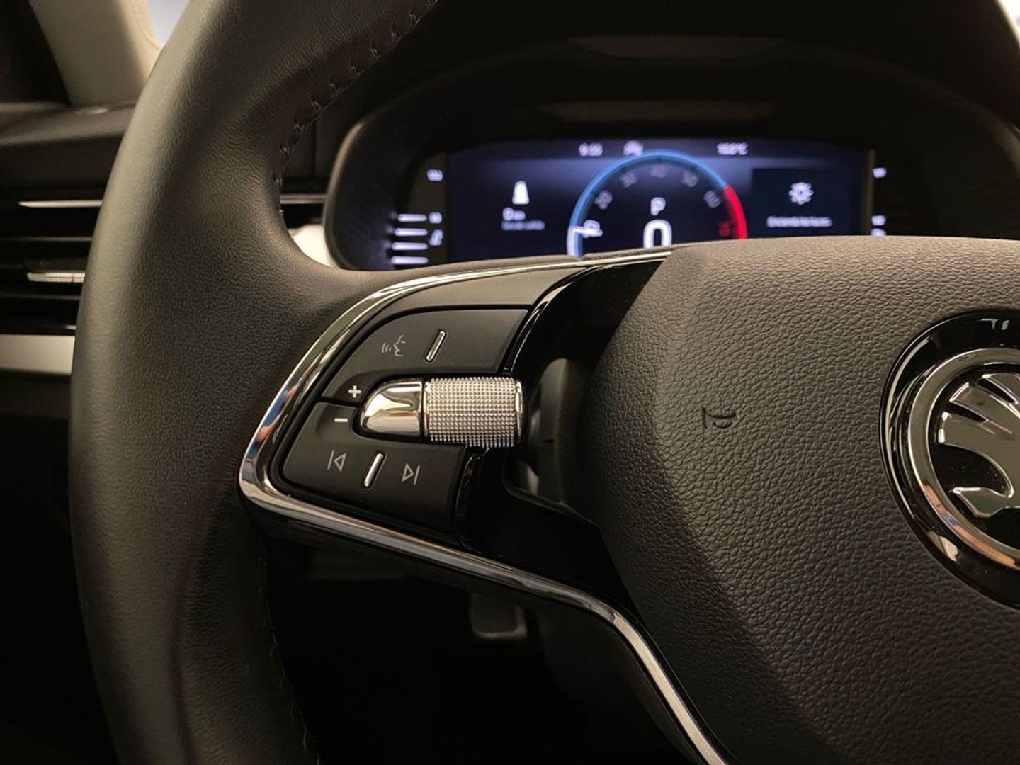 Skoda Kamiq 1.0 TSI Emotion DSG 81 kW (110 CV)