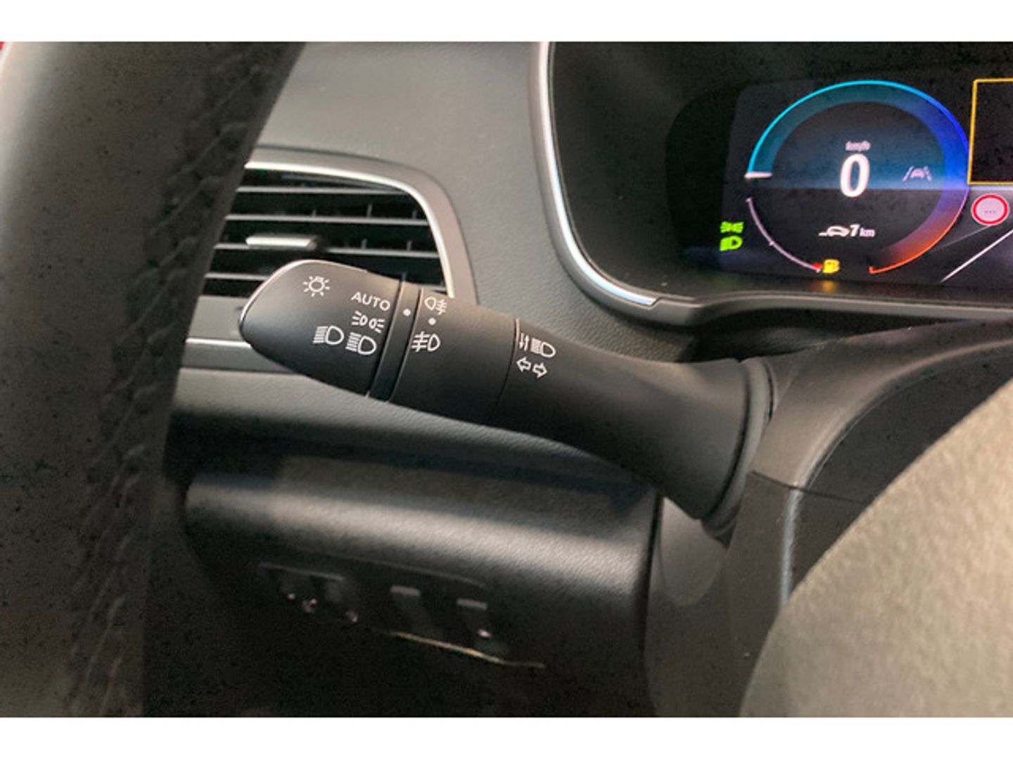 Renault Megane Zen E-Tech Híbrido 118 kW (160 CV)