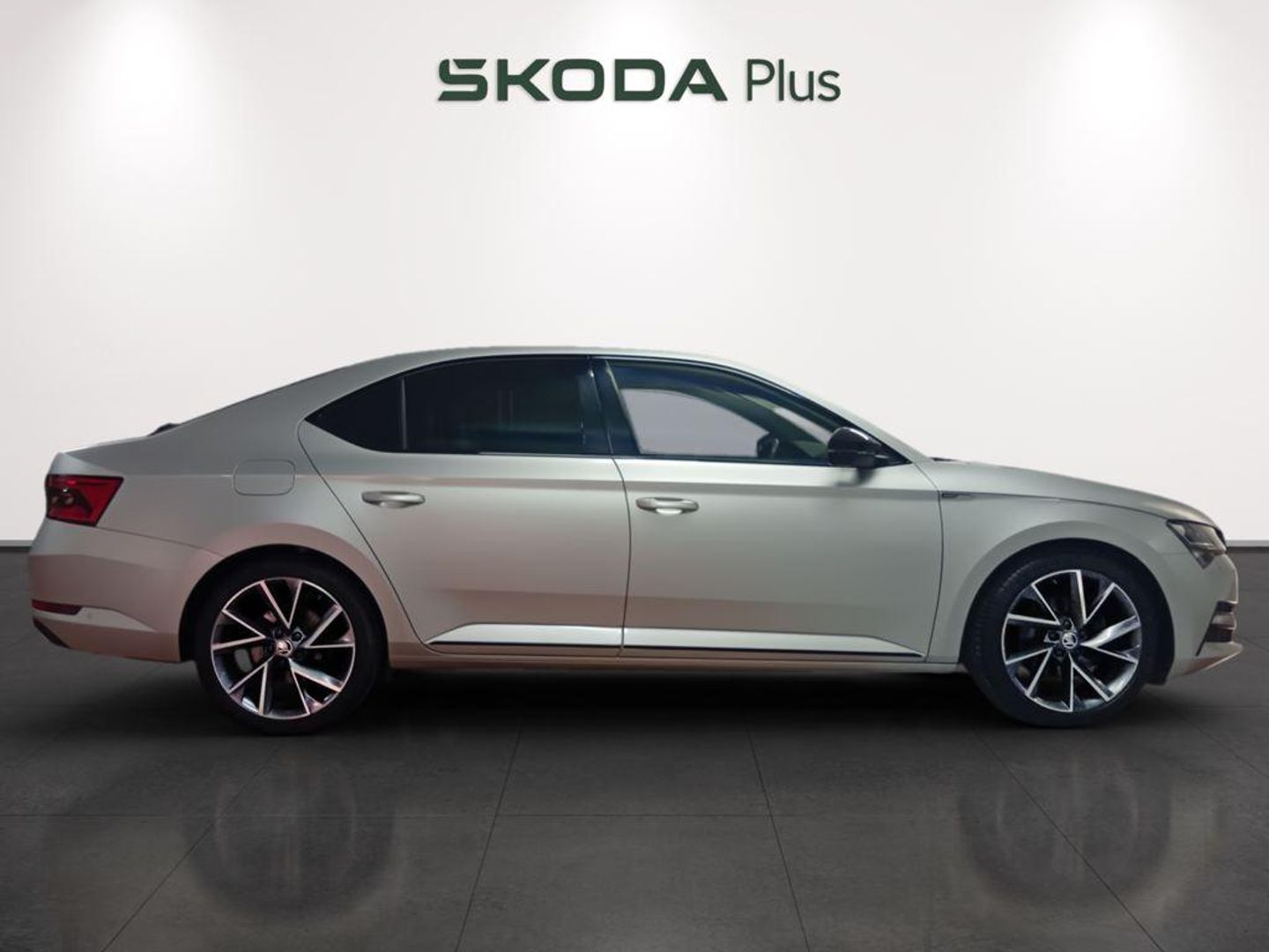 Skoda Superb 2.0 TDI Sport Line DSG 110 kW (150 CV)