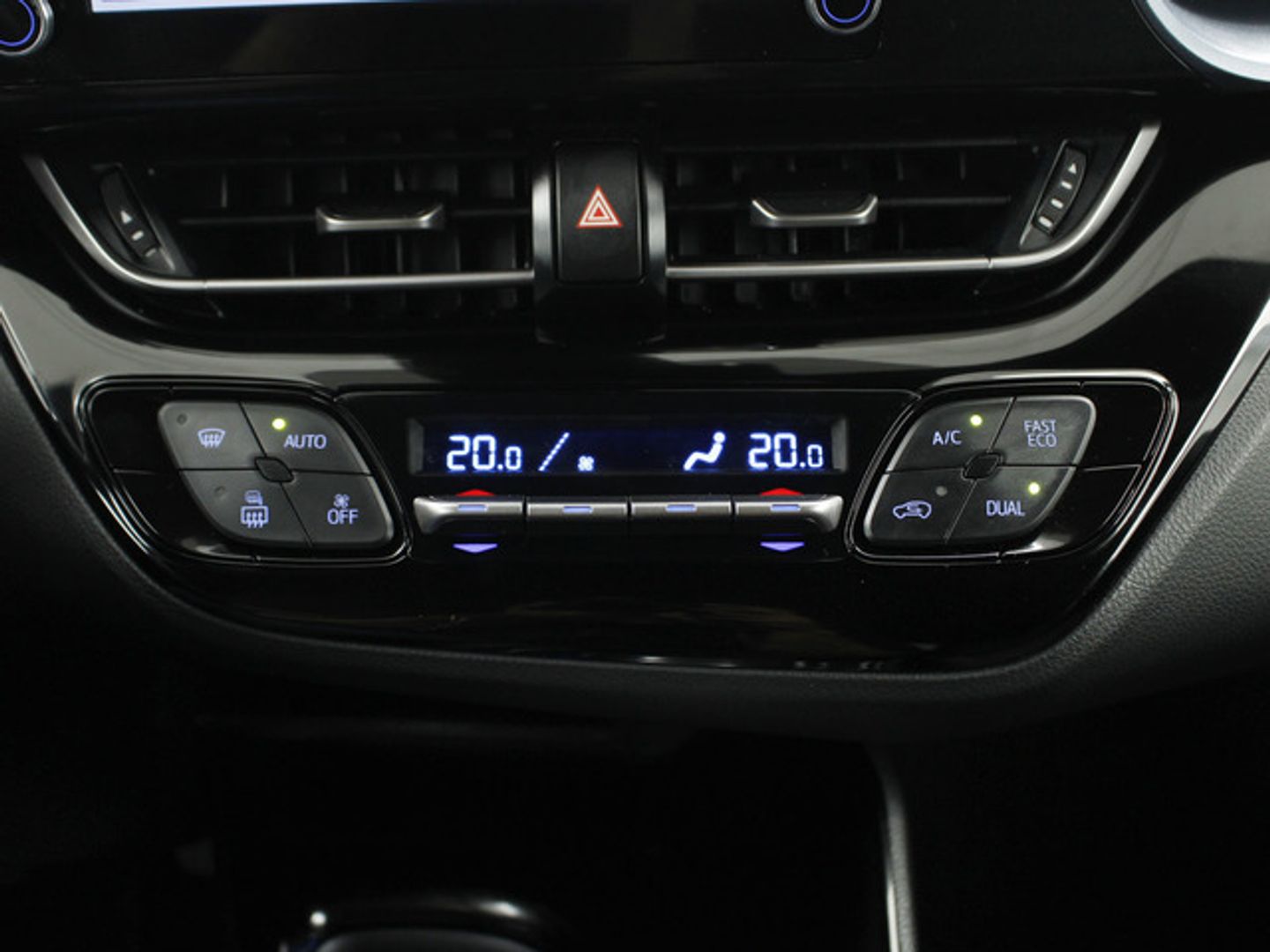 Toyota C-HR 1.8 125H Advance 90 kW (122 CV)