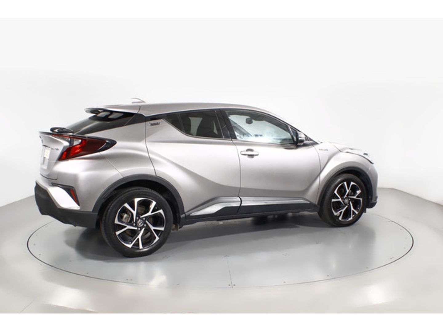Toyota C-HR 1.8 125H Advance 90 kW (122 CV)