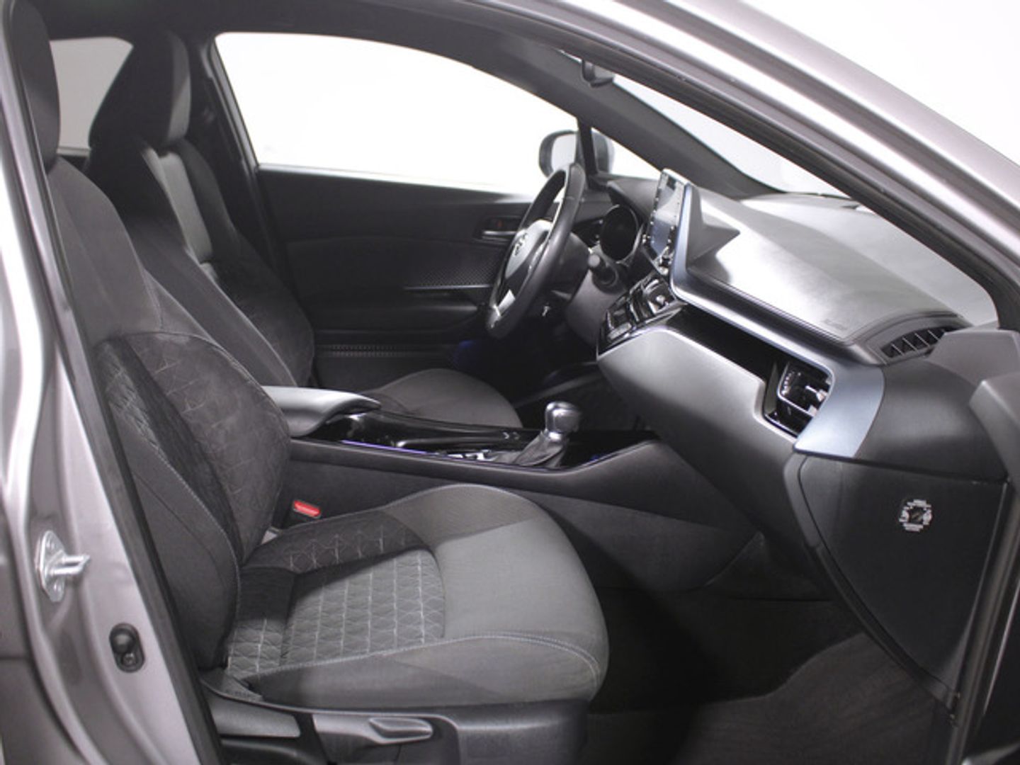 Toyota C-HR 1.8 125H Advance 90 kW (122 CV)