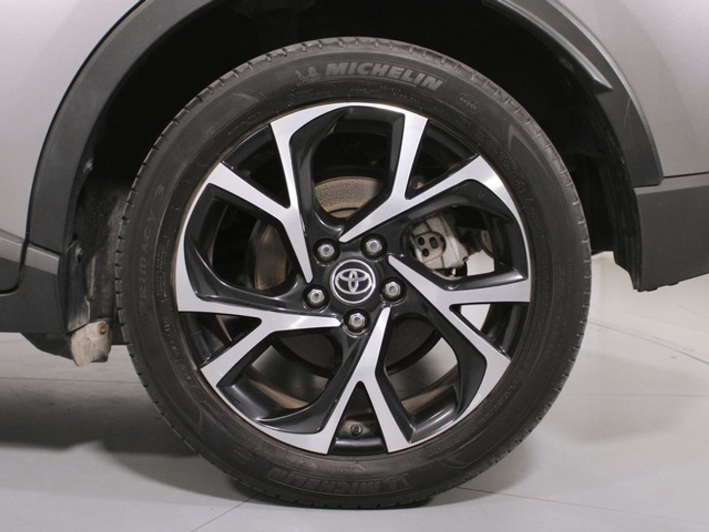 Toyota C-HR 1.8 125H Advance 90 kW (122 CV)