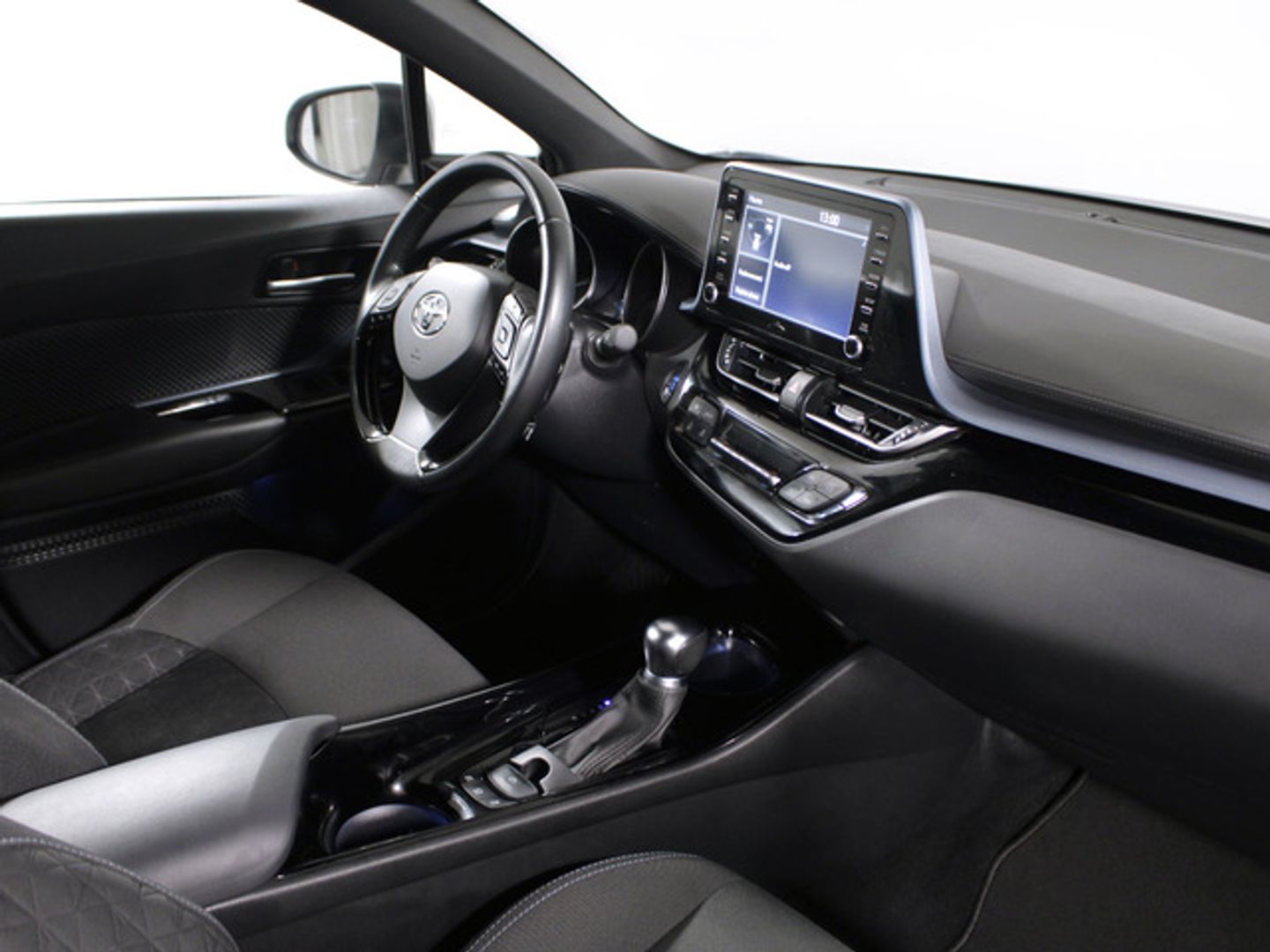 Toyota C-HR 1.8 125H Advance 90 kW (122 CV)