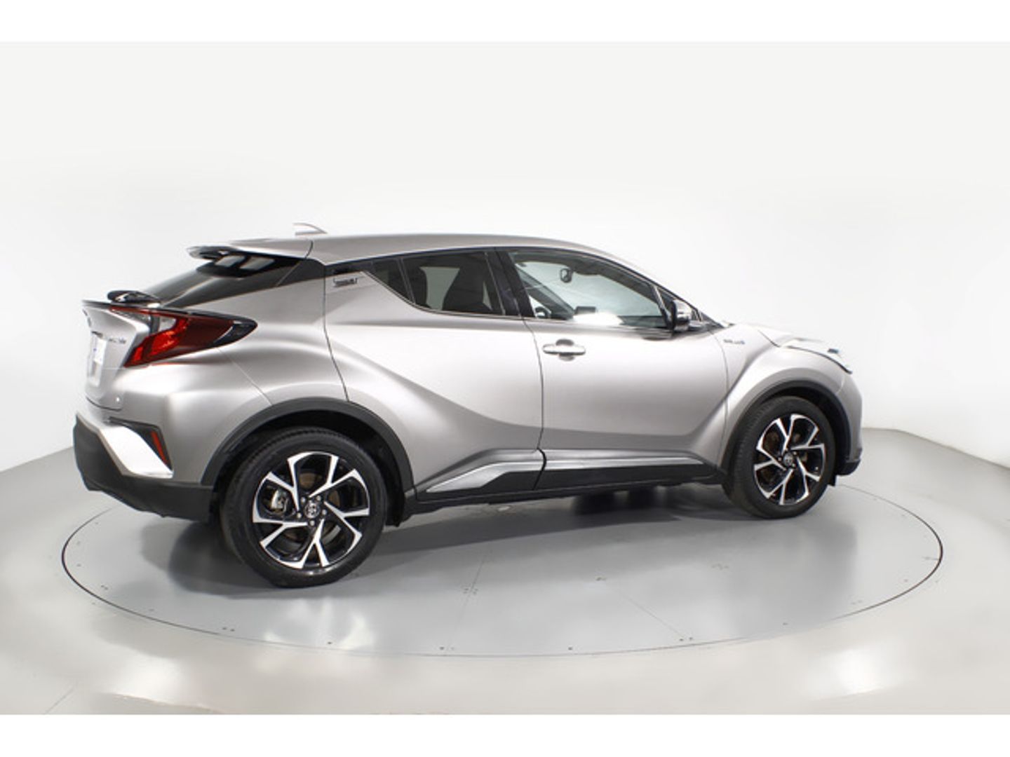 Toyota C-HR 1.8 125H Advance 90 kW (122 CV)