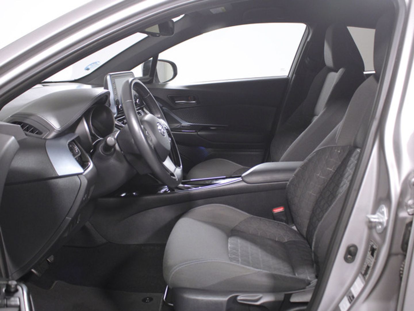Toyota C-HR 1.8 125H Advance 90 kW (122 CV)