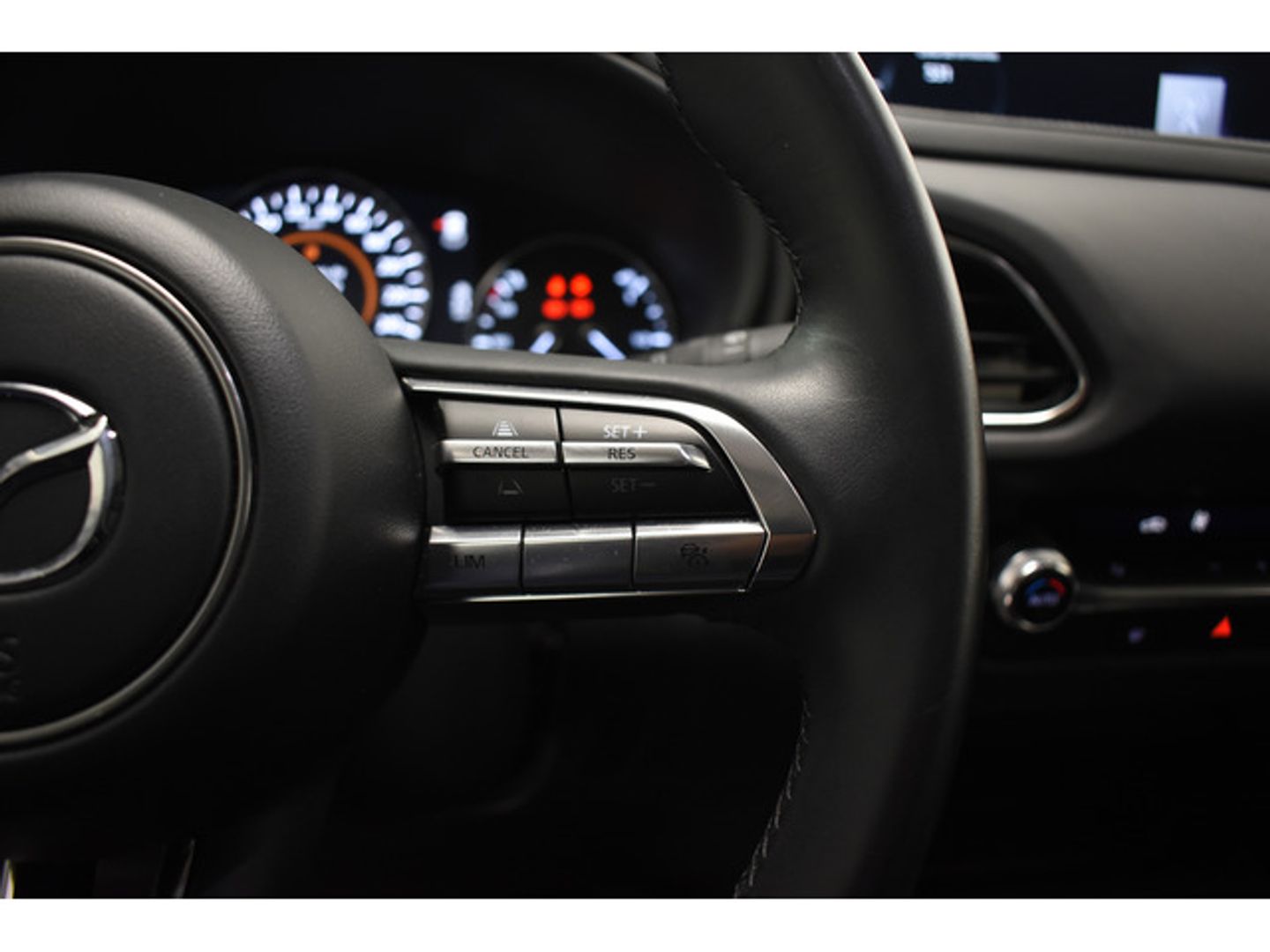 Mazda CX-30 2.0 e-Skyactive-X Evolution 2WD 137 kW (186 CV)