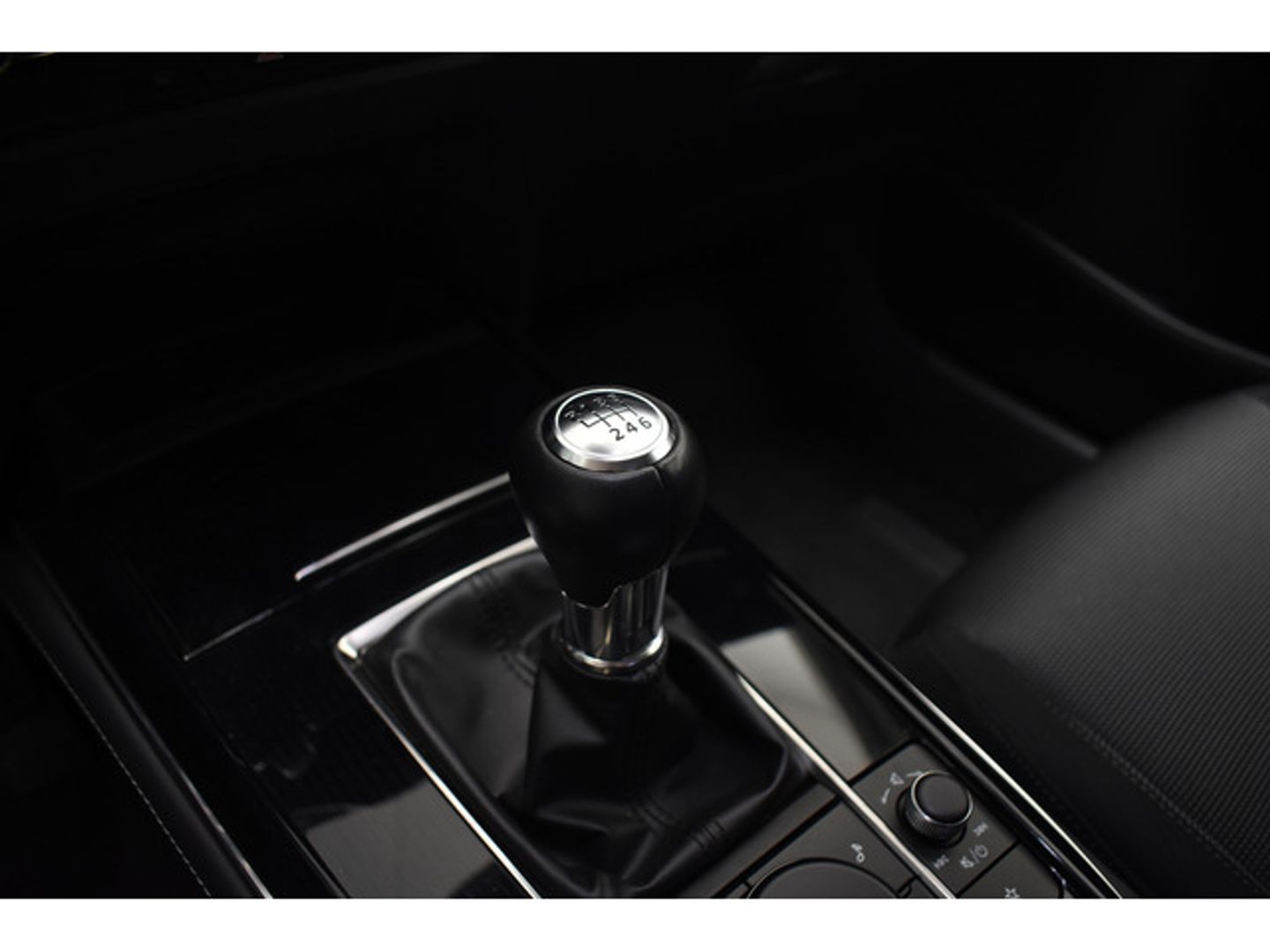 Mazda CX-30 2.0 e-Skyactive-X Evolution 2WD 137 kW (186 CV)