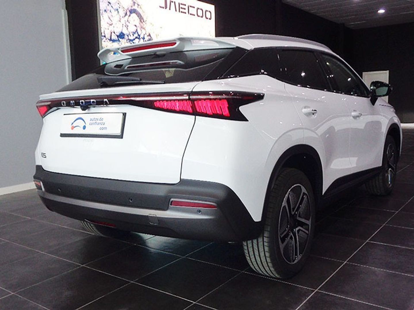 Omoda 5 EV 61kWh Premium 150 kW (204 CV)