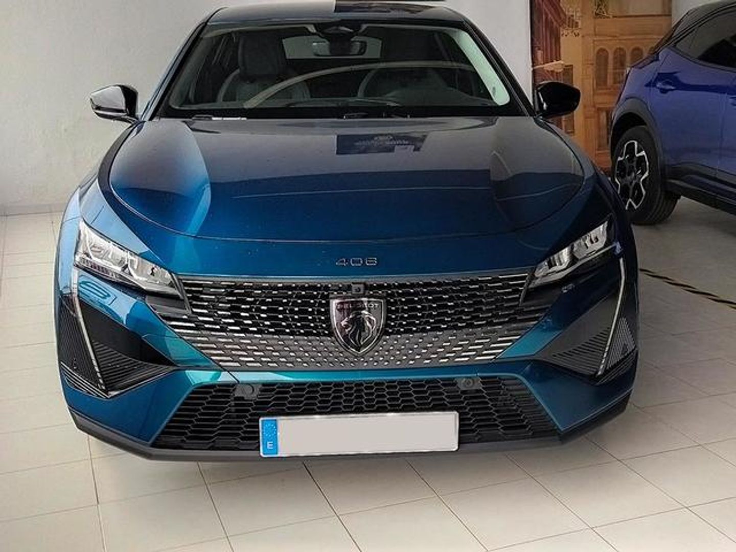 Peugeot 408 Allure Hybrid 145 eDCS6 107 kW (145 CV)