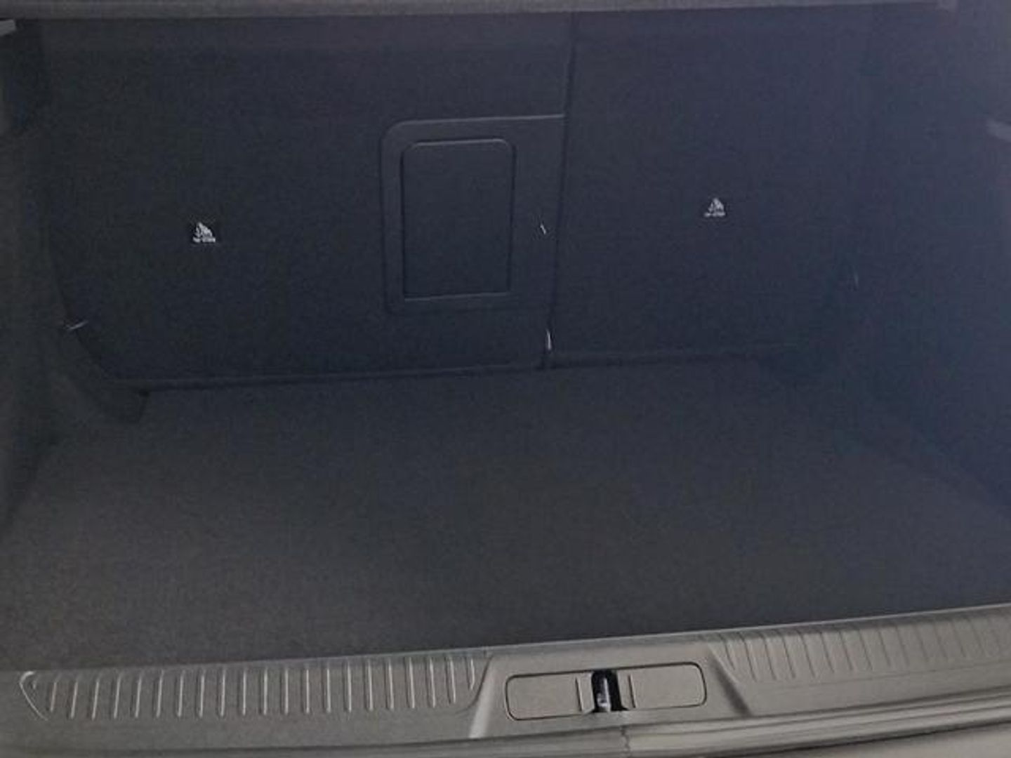 Peugeot 408 Allure Hybrid 145 eDCS6 107 kW (145 CV)