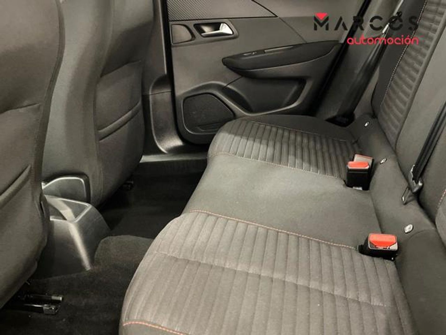 Peugeot 2008 Puretech 100 S&S Active 75 kW (100 CV)