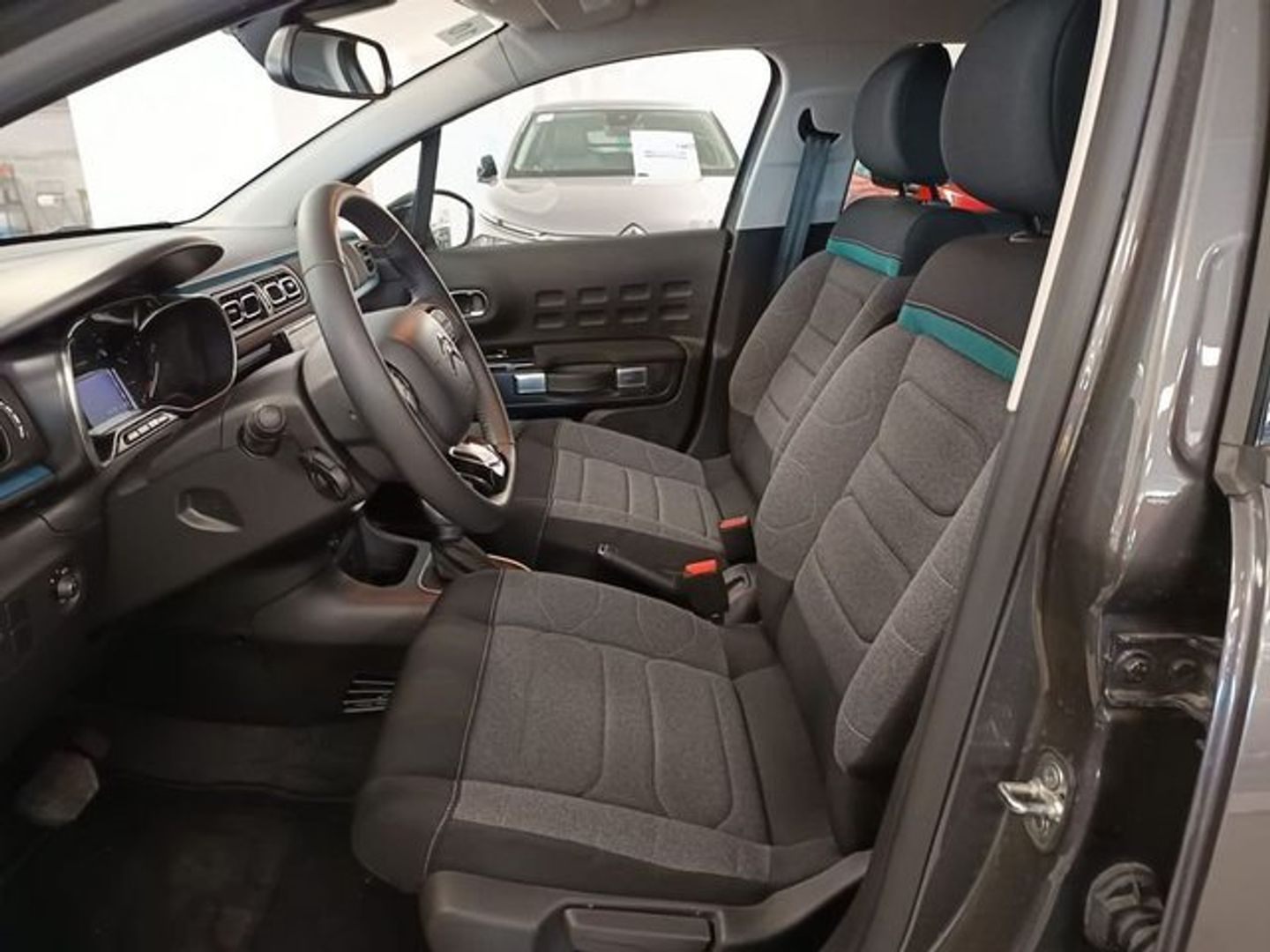 Citroen C3 PureTech 110 S&S Shine EAT6 81 kW (110 CV)