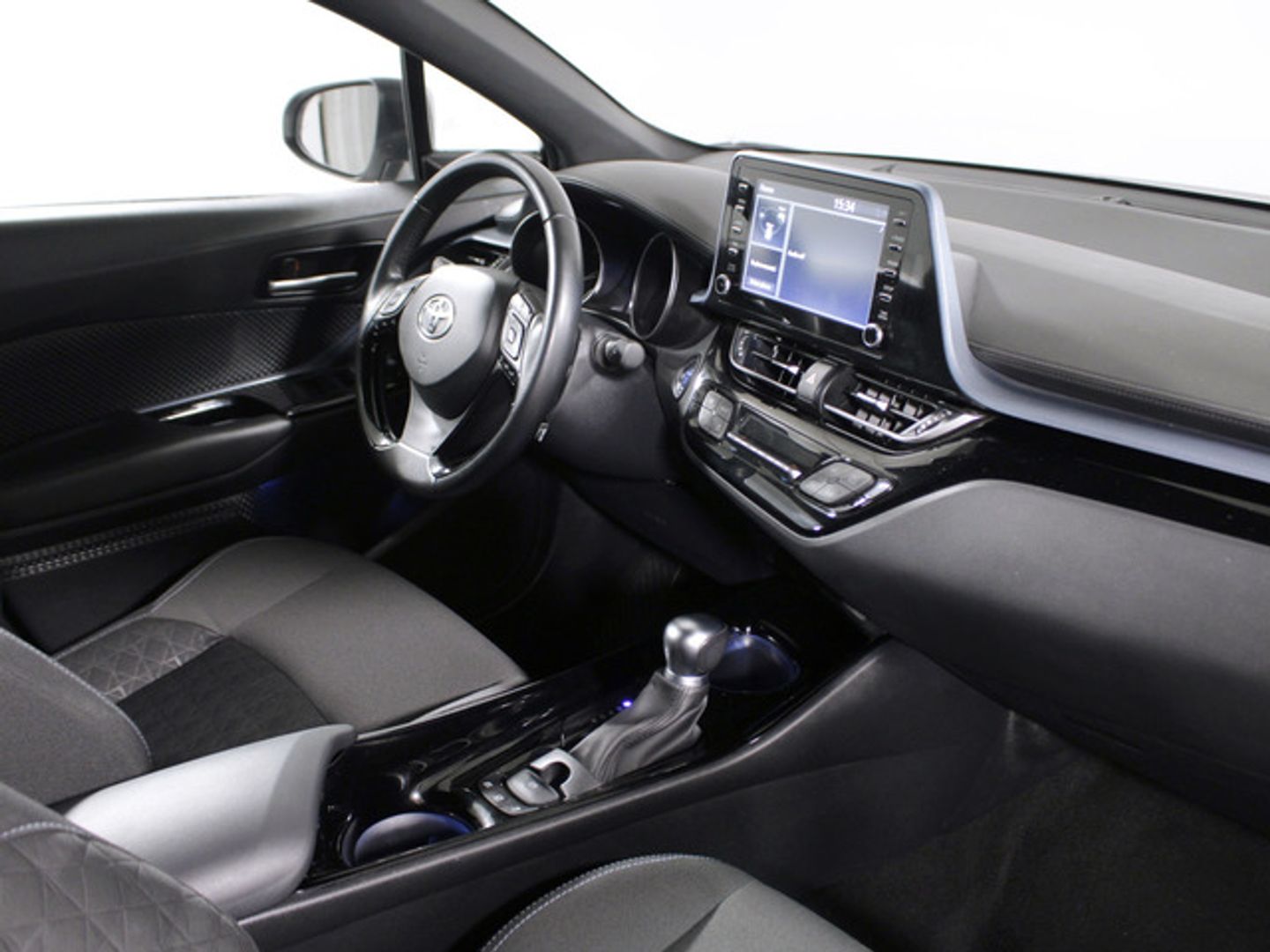 Toyota C-HR 1.8 125H Advance 90 kW (122 CV)