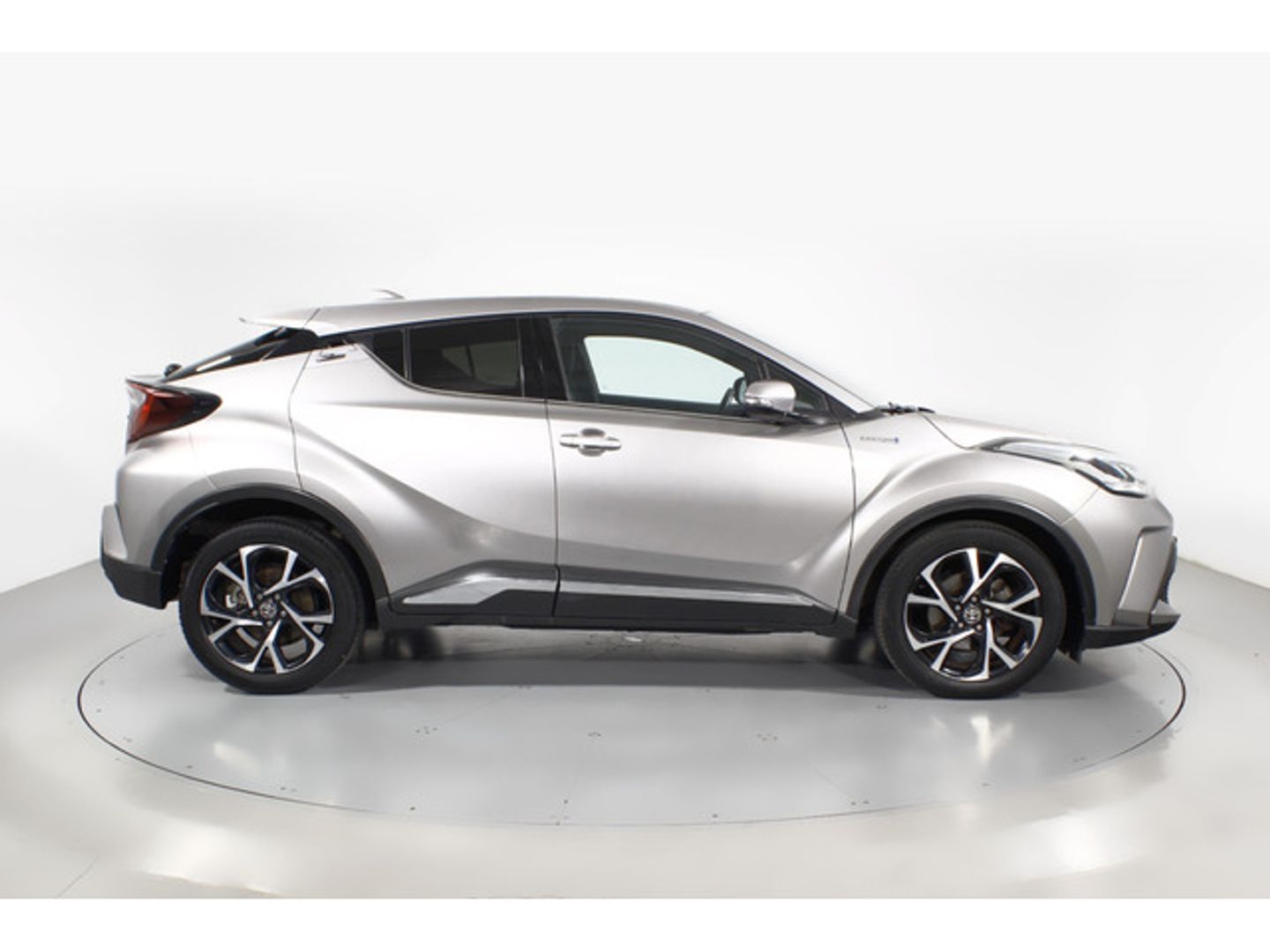 Toyota C-HR 1.8 125H Advance 90 kW (122 CV)