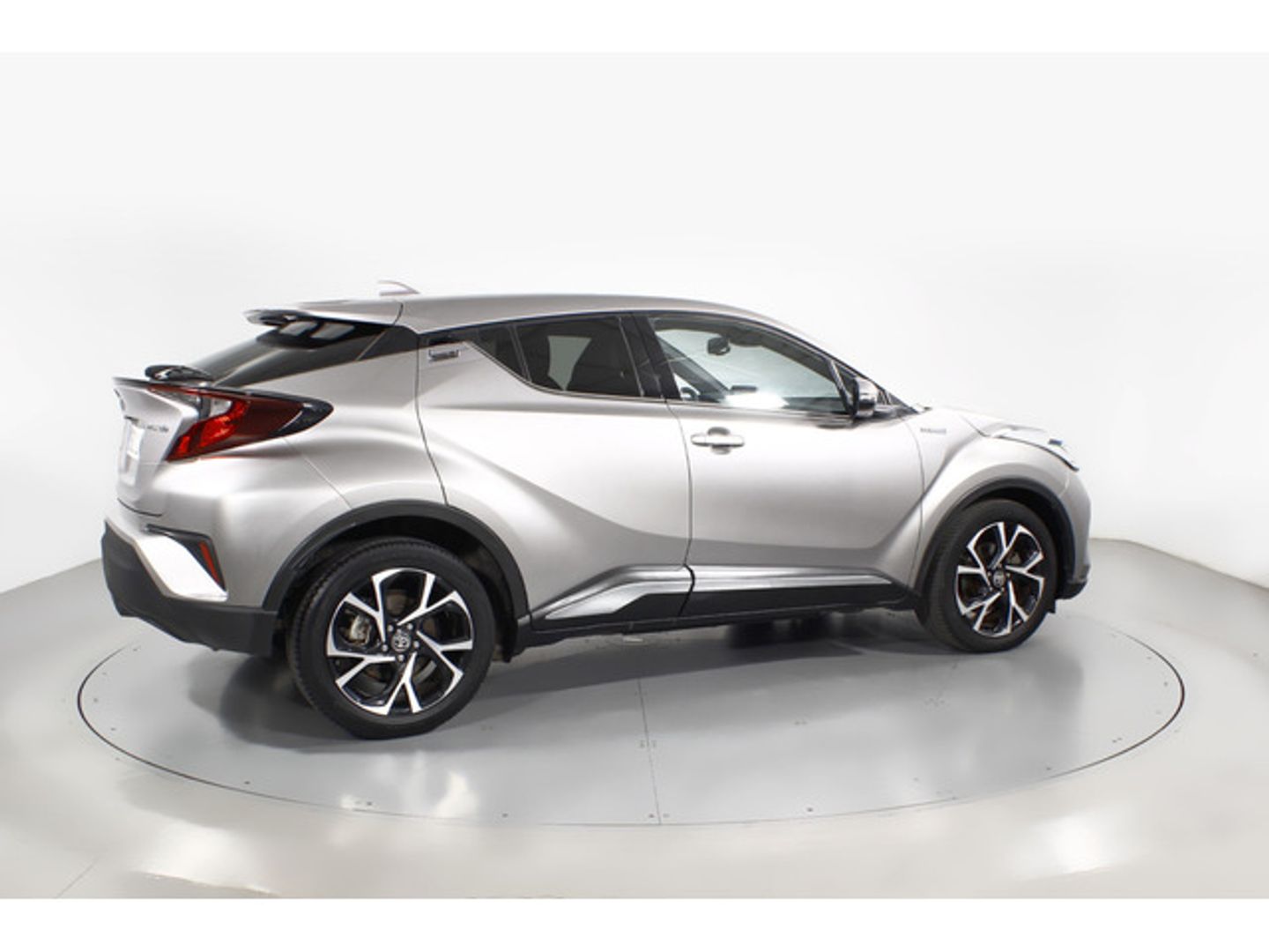 Toyota C-HR 1.8 125H Advance 90 kW (122 CV)