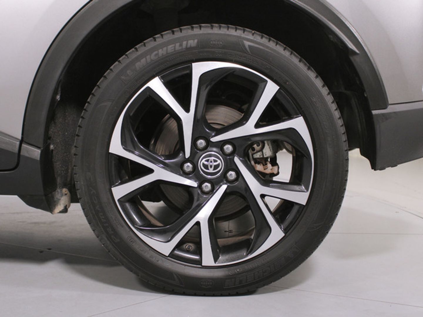 Toyota C-HR 1.8 125H Advance 90 kW (122 CV)