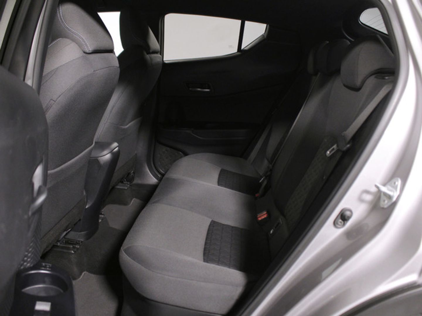 Toyota C-HR 1.8 125H Advance 90 kW (122 CV)