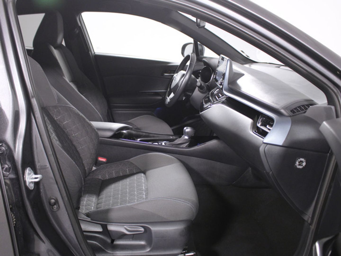 Toyota C-HR 1.8 125H Advance 90 kW (122 CV)