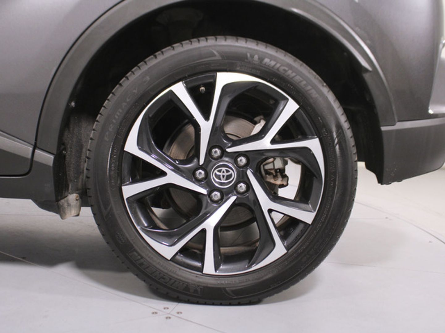 Toyota C-HR 1.8 125H Advance 90 kW (122 CV)