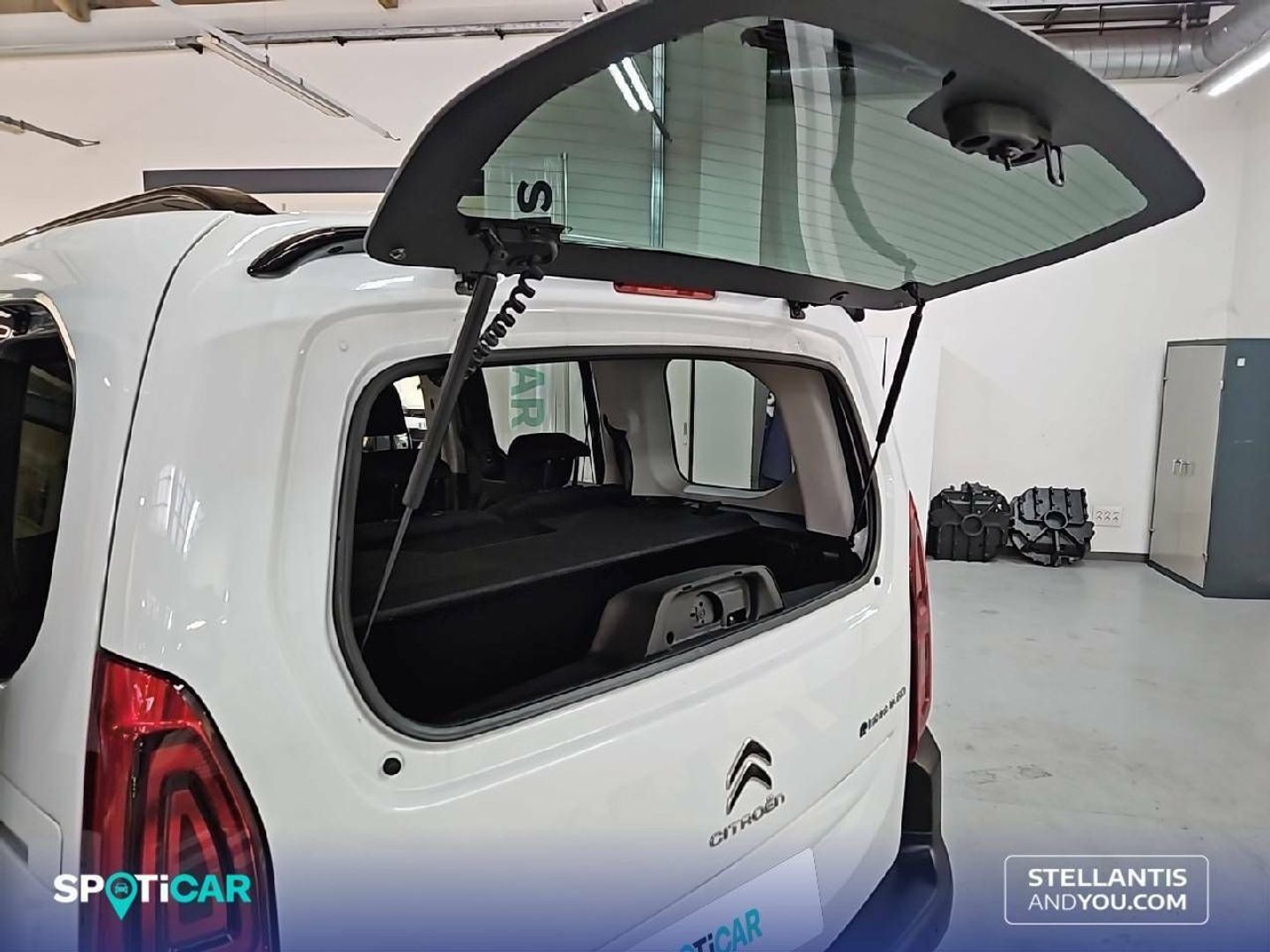 Citroen ë-Berlingo Shine Talla M 50kWh 100 kW (136 CV)