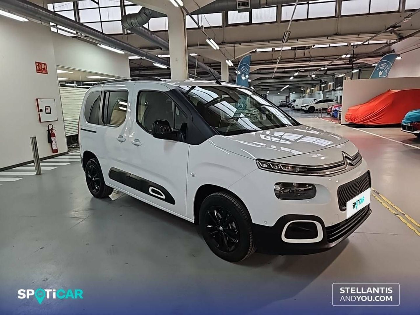 Citroen ë-Berlingo Shine Talla M 50kWh 100 kW (136 CV)