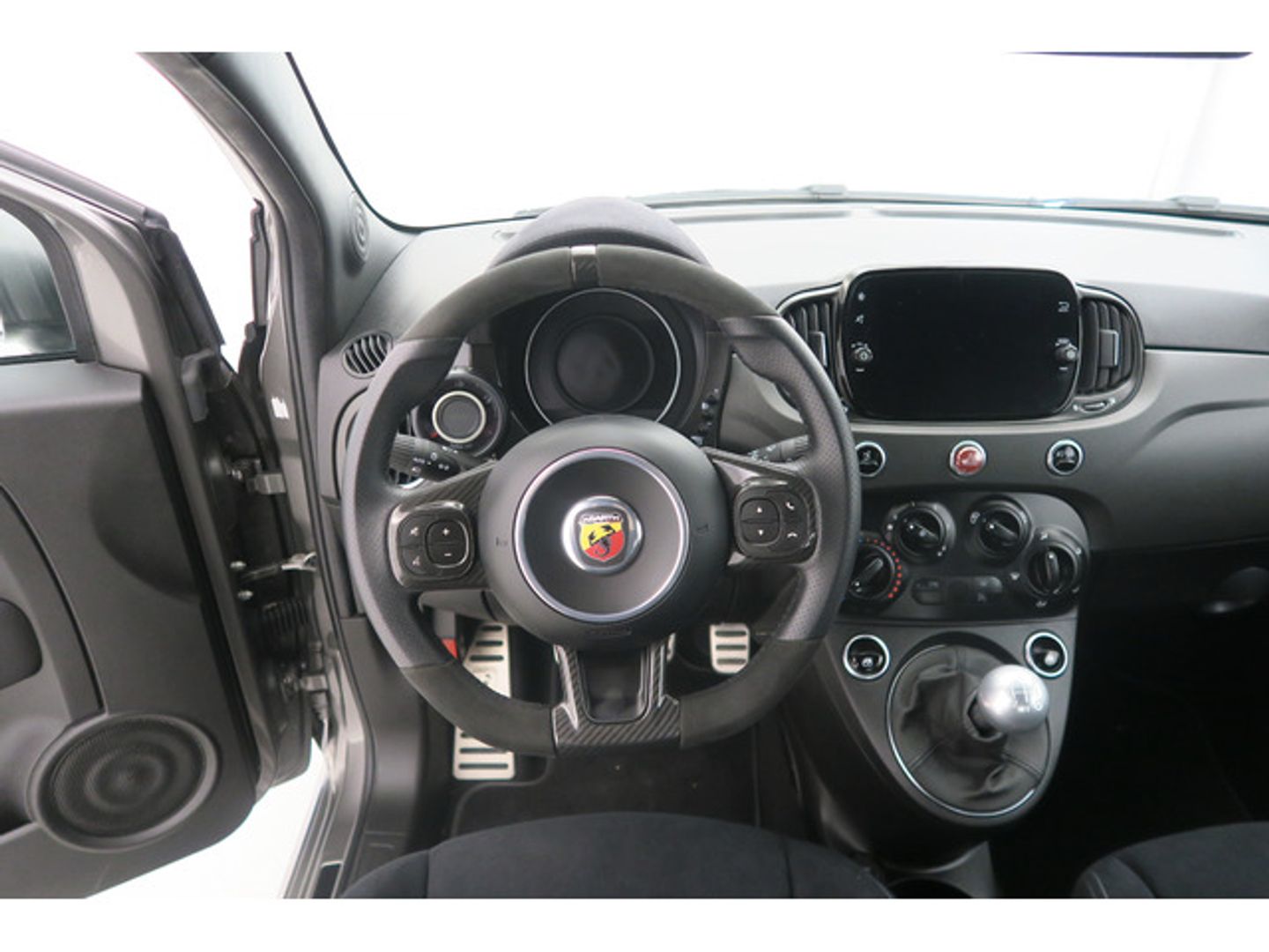 Abarth 500 1.4 16v T-Jet 695 132 kW (180 CV)