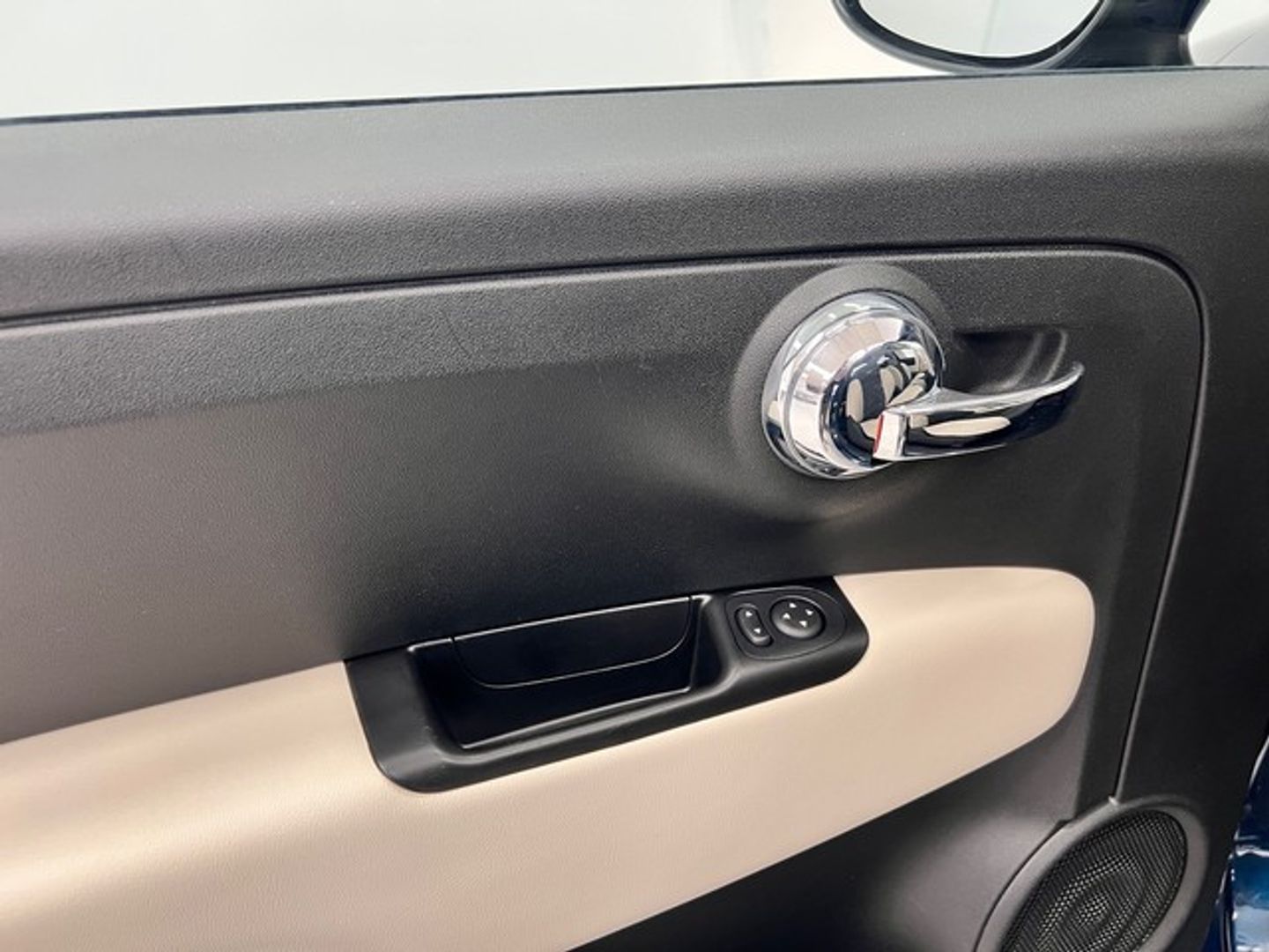 Fiat 500 1.0 Hybrid Dolcevita 51 kW (70 CV)