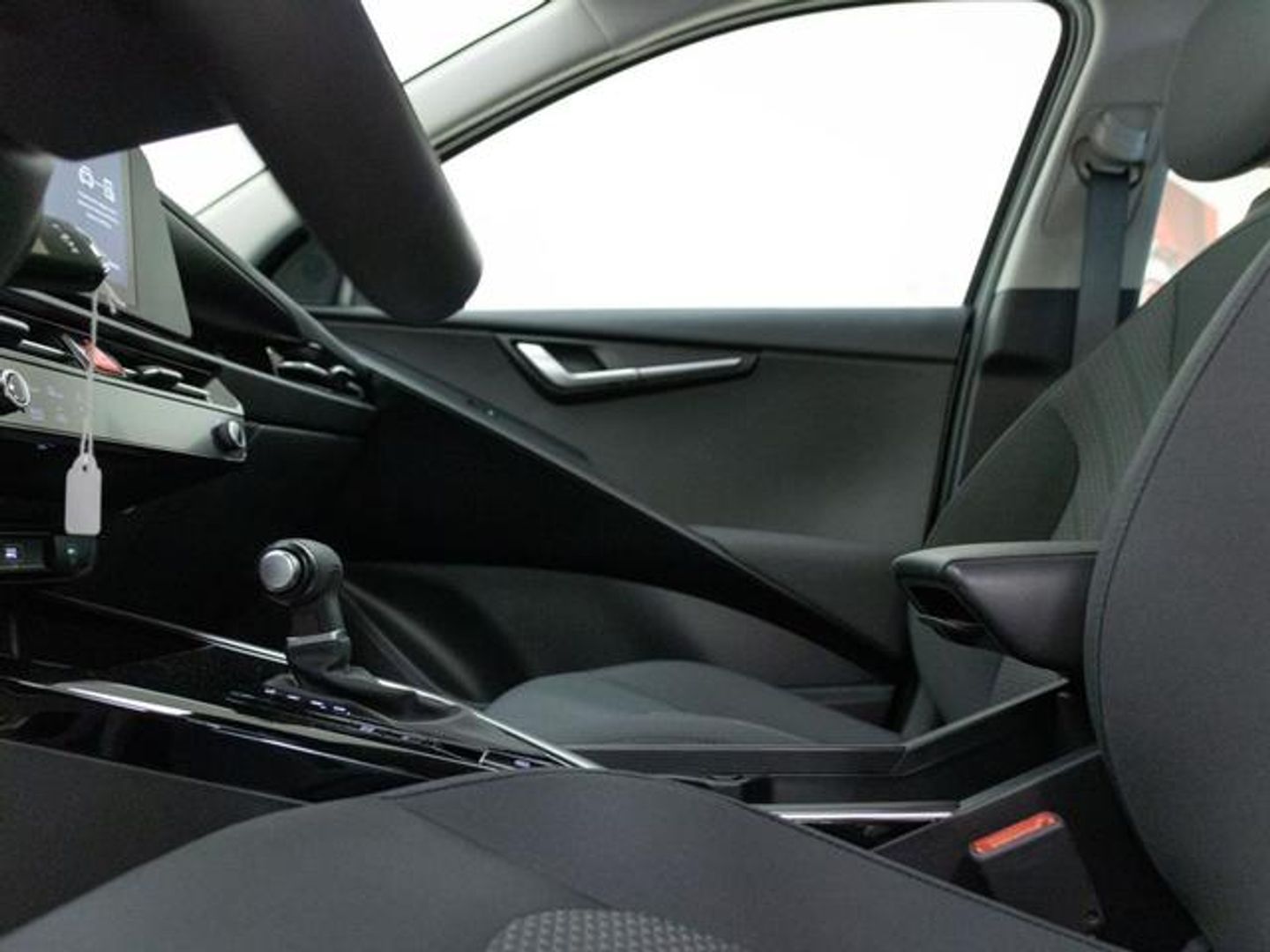 Kia Niro 1.6 GDi HEV Concept 104 kW (141 CV)