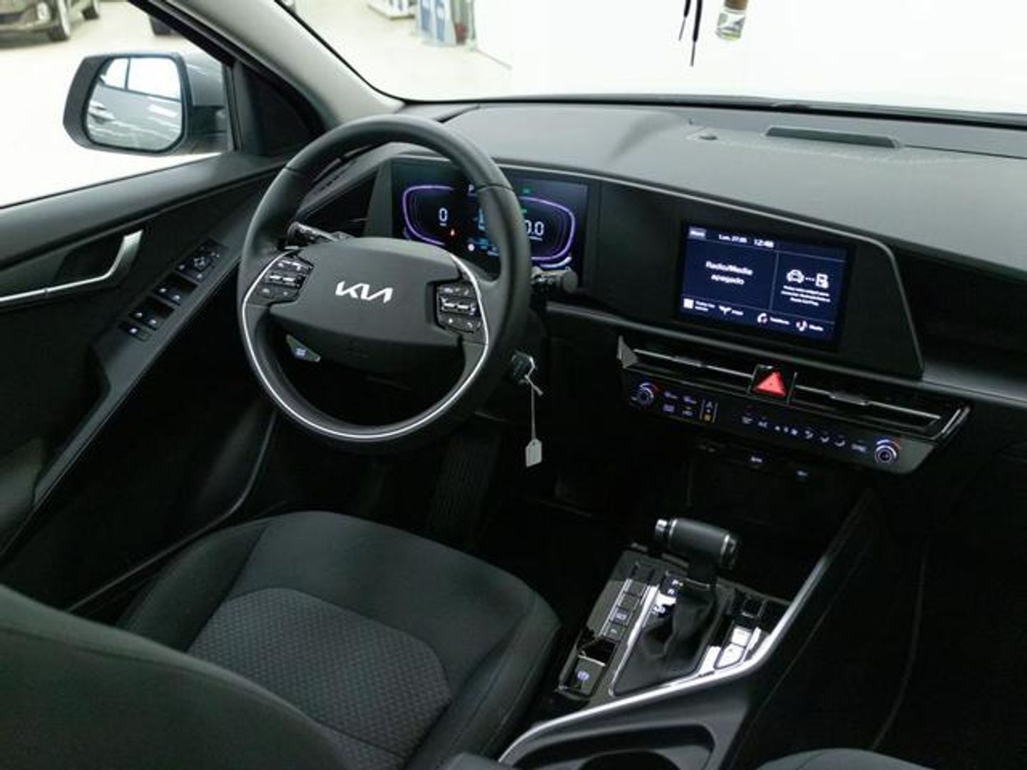 Kia Niro 1.6 GDi HEV Concept 104 kW (141 CV)