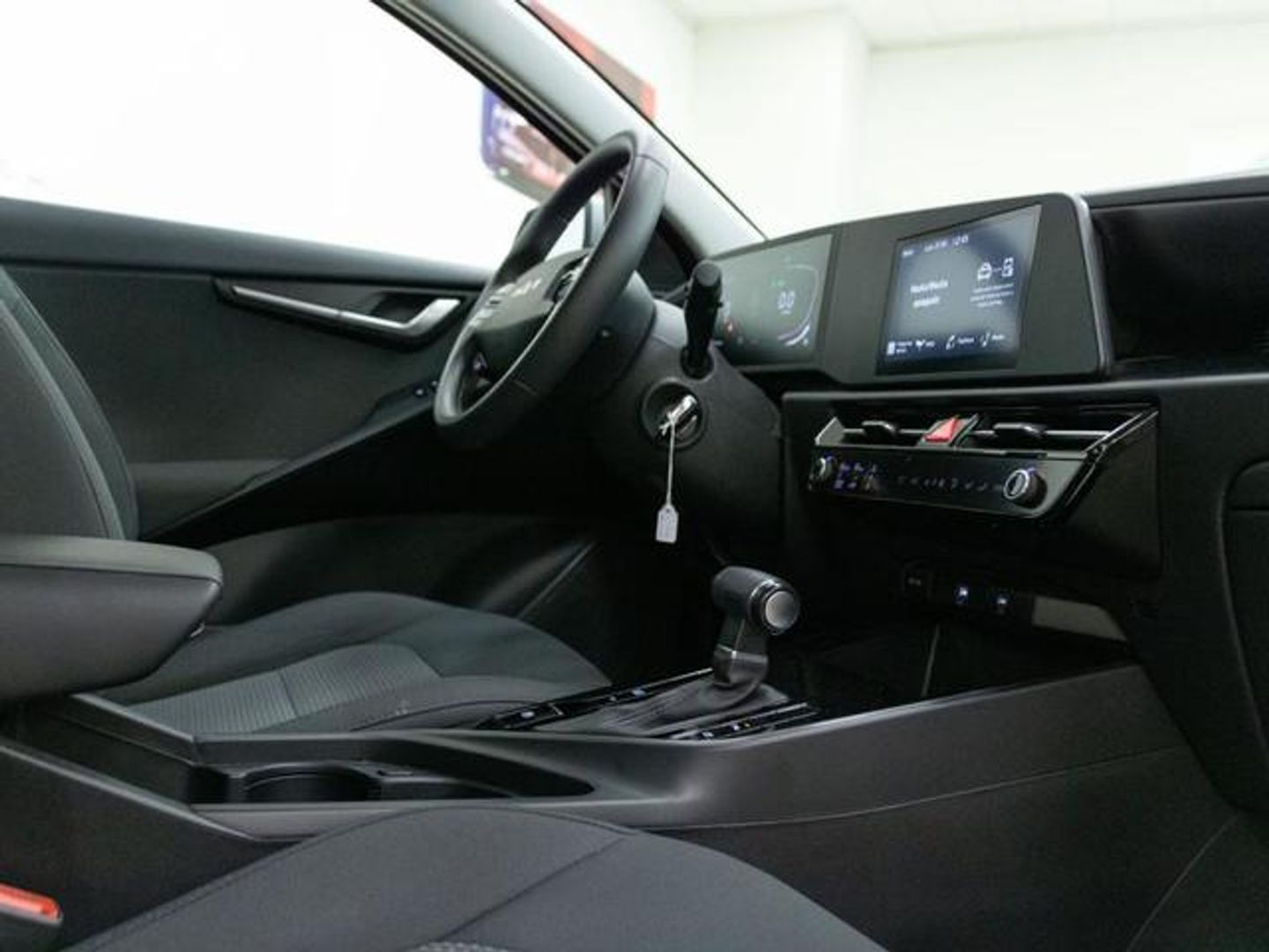 Kia Niro 1.6 GDi HEV Concept 104 kW (141 CV)