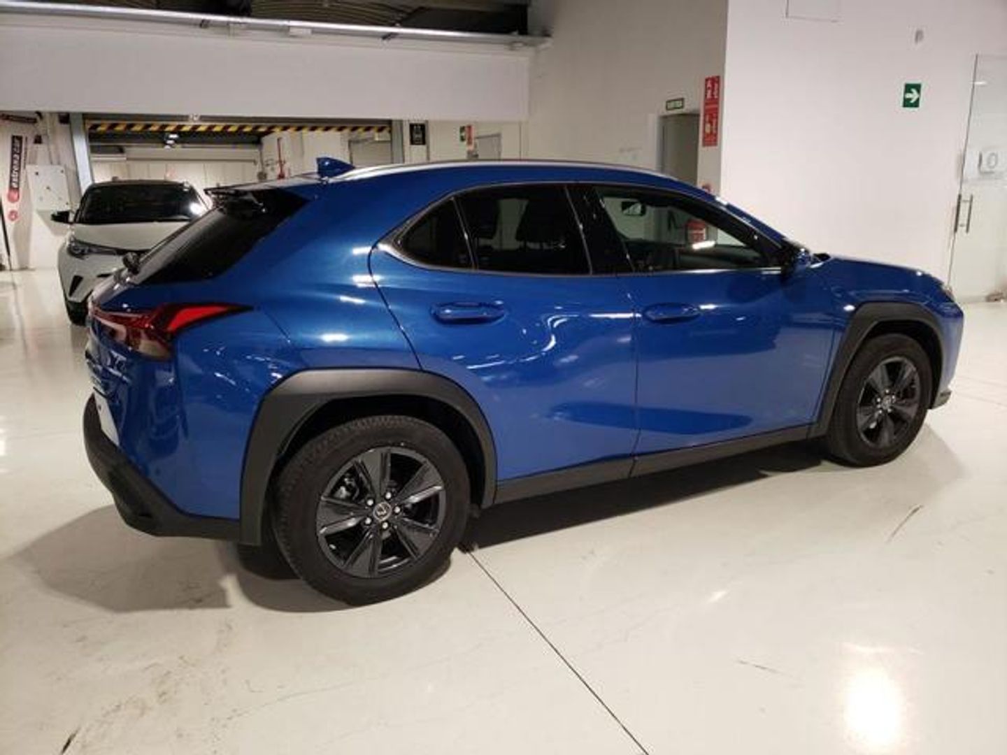 Lexus UX UX 250h Business 2WD 135 kW (184 CV)