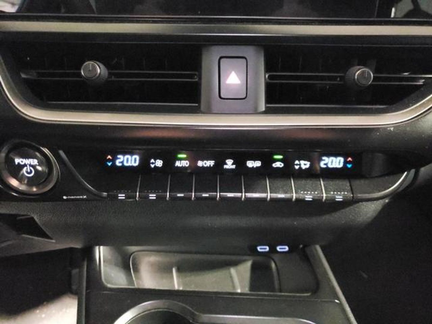 Lexus UX UX 250h Business 2WD 135 kW (184 CV)