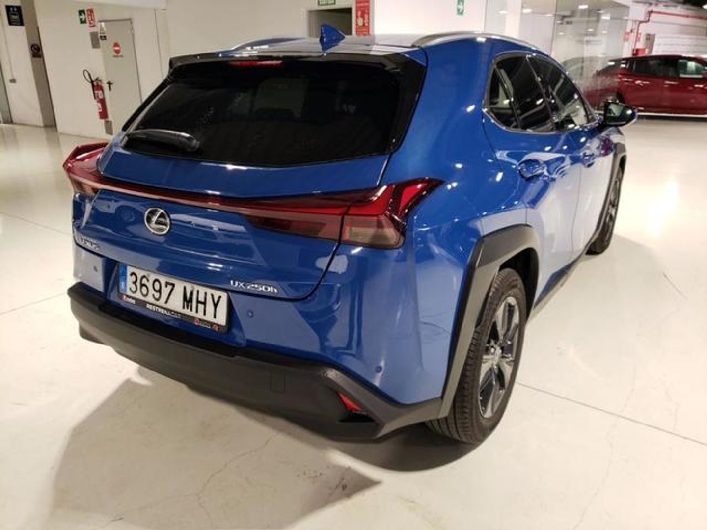 Lexus UX UX 250h Business 2WD 135 kW (184 CV)