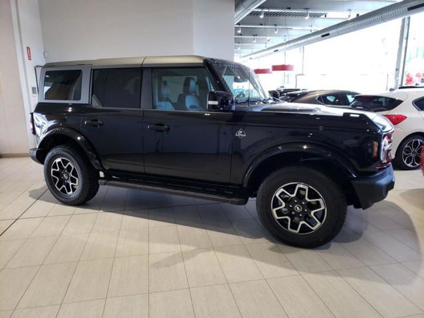 Ford Bronco 2.7 EcoBoost V6 Outer Banks 4x4 In Auto 246 kW (335 CV)