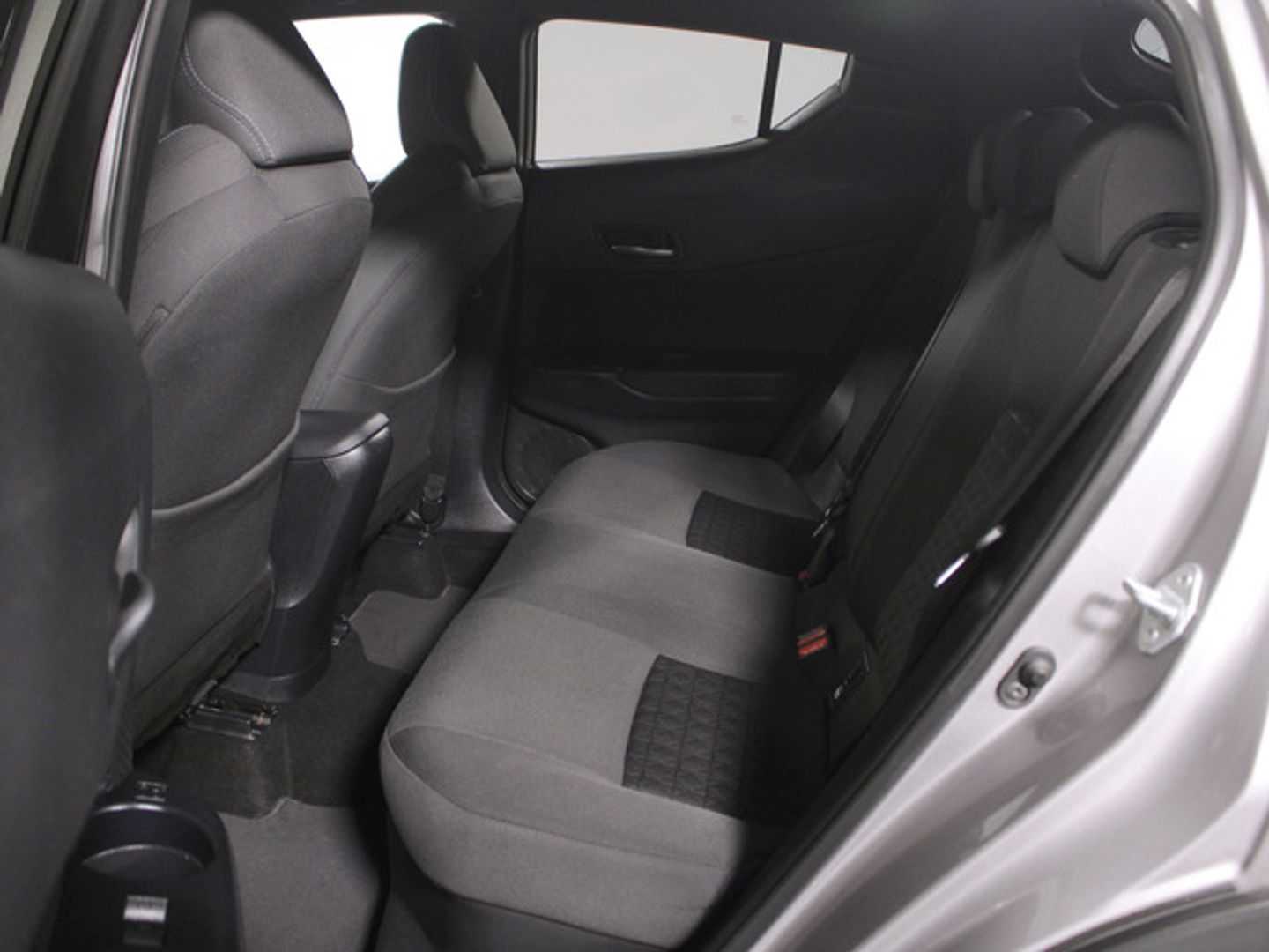 Toyota C-HR 1.8 125H Advance 90 kW (122 CV)