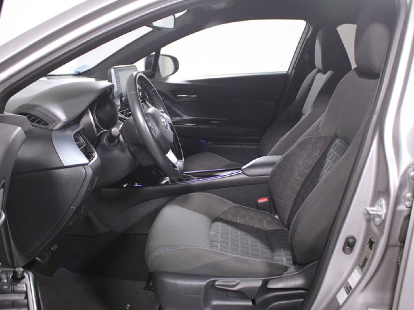 Toyota C-HR 1.8 125H Advance 90 kW (122 CV)