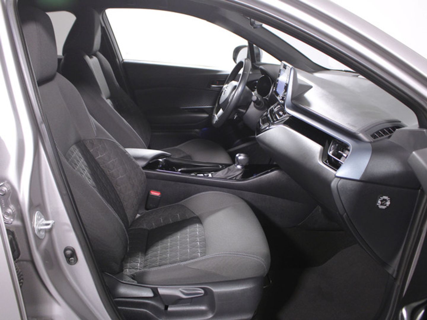 Toyota C-HR 1.8 125H Advance 90 kW (122 CV)