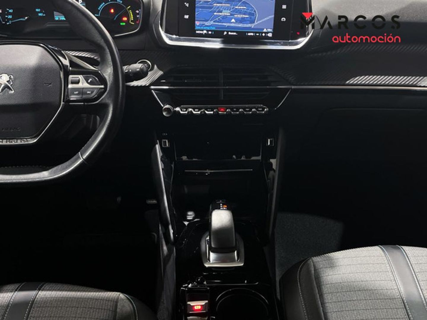 Peugeot e-2008 Eléctrico Allure 100 kW (136 CV)